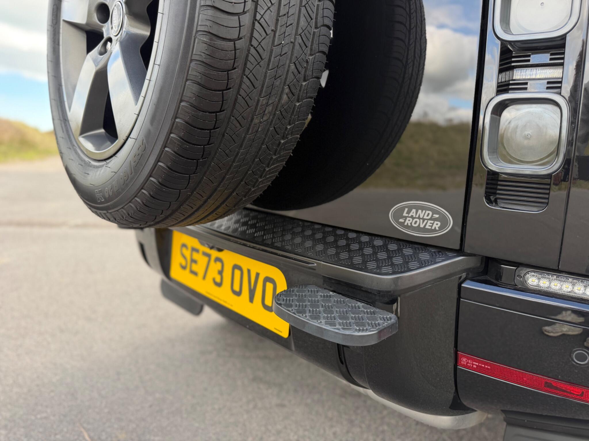 Land Rover Defender view 58