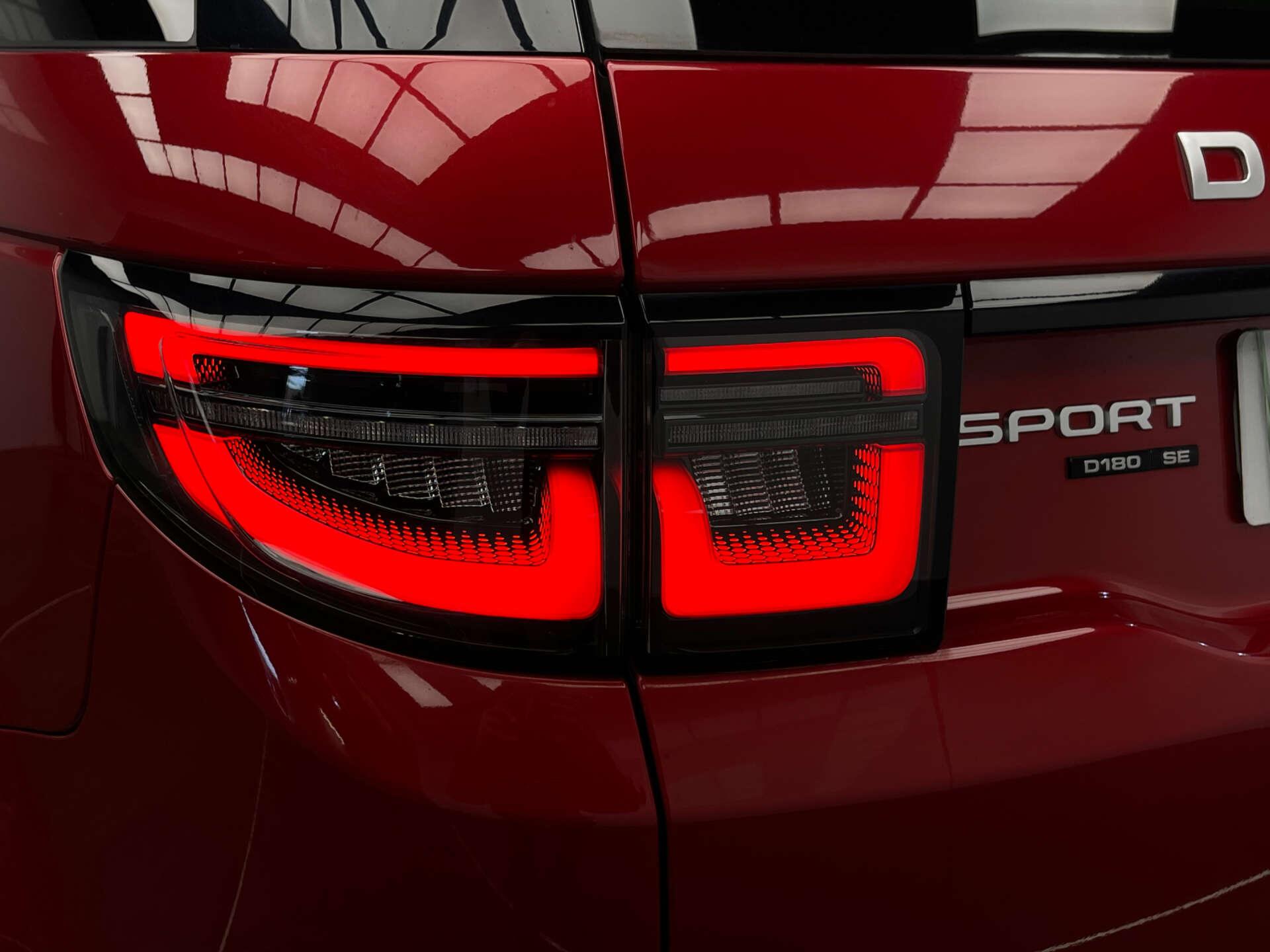 Land Rover Discovery Sport view 29