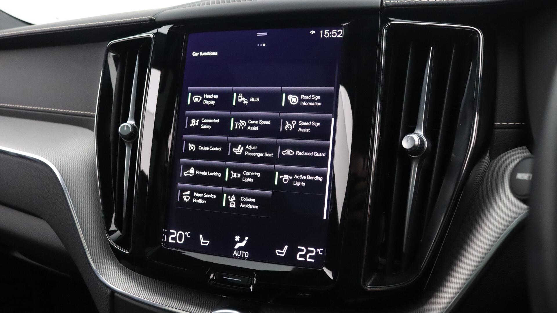 Volvo XC60 view 39
