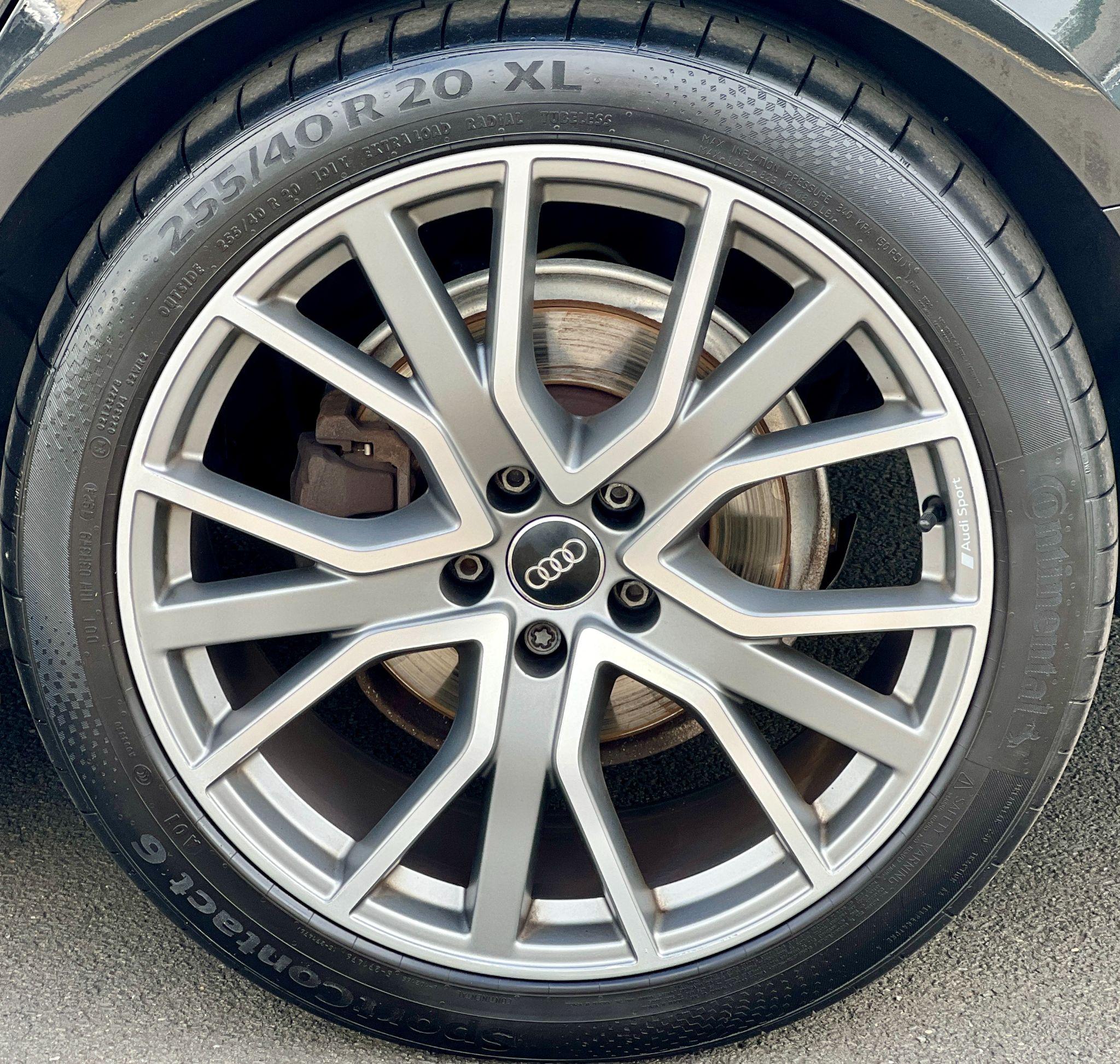 Audi A6 view 29