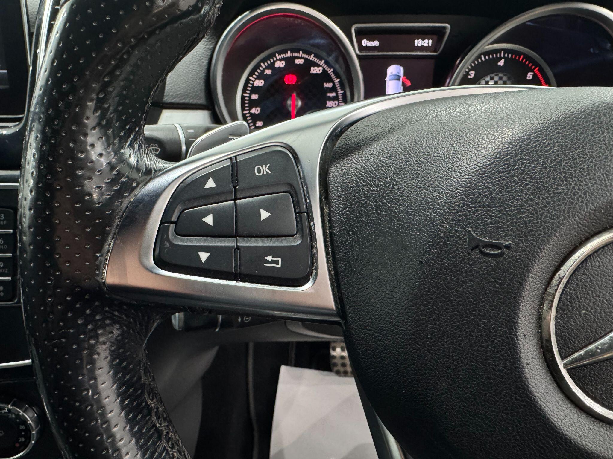 Mercedes-Benz Gle view 33