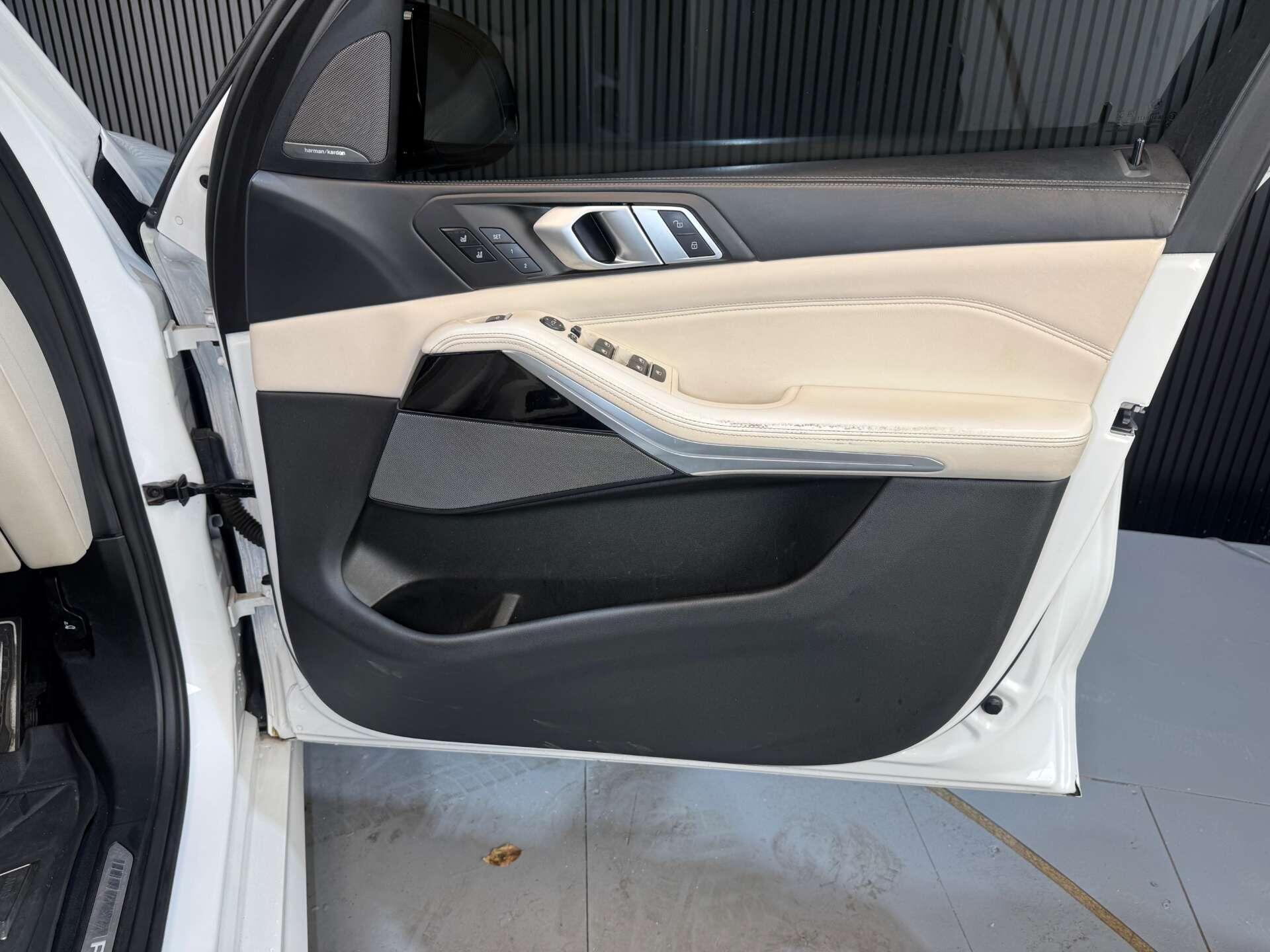 BMW X5 view 37