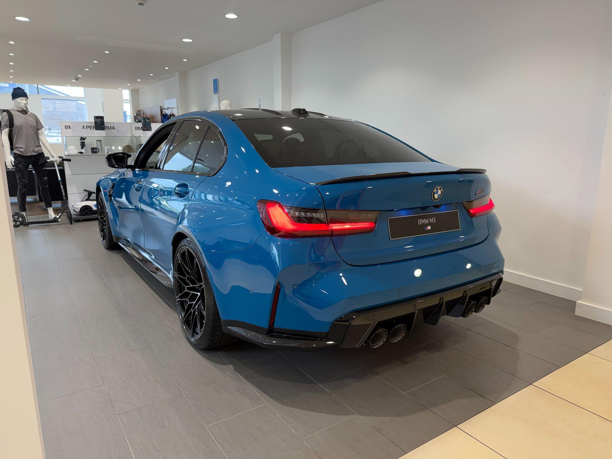 BMW M3 view 2