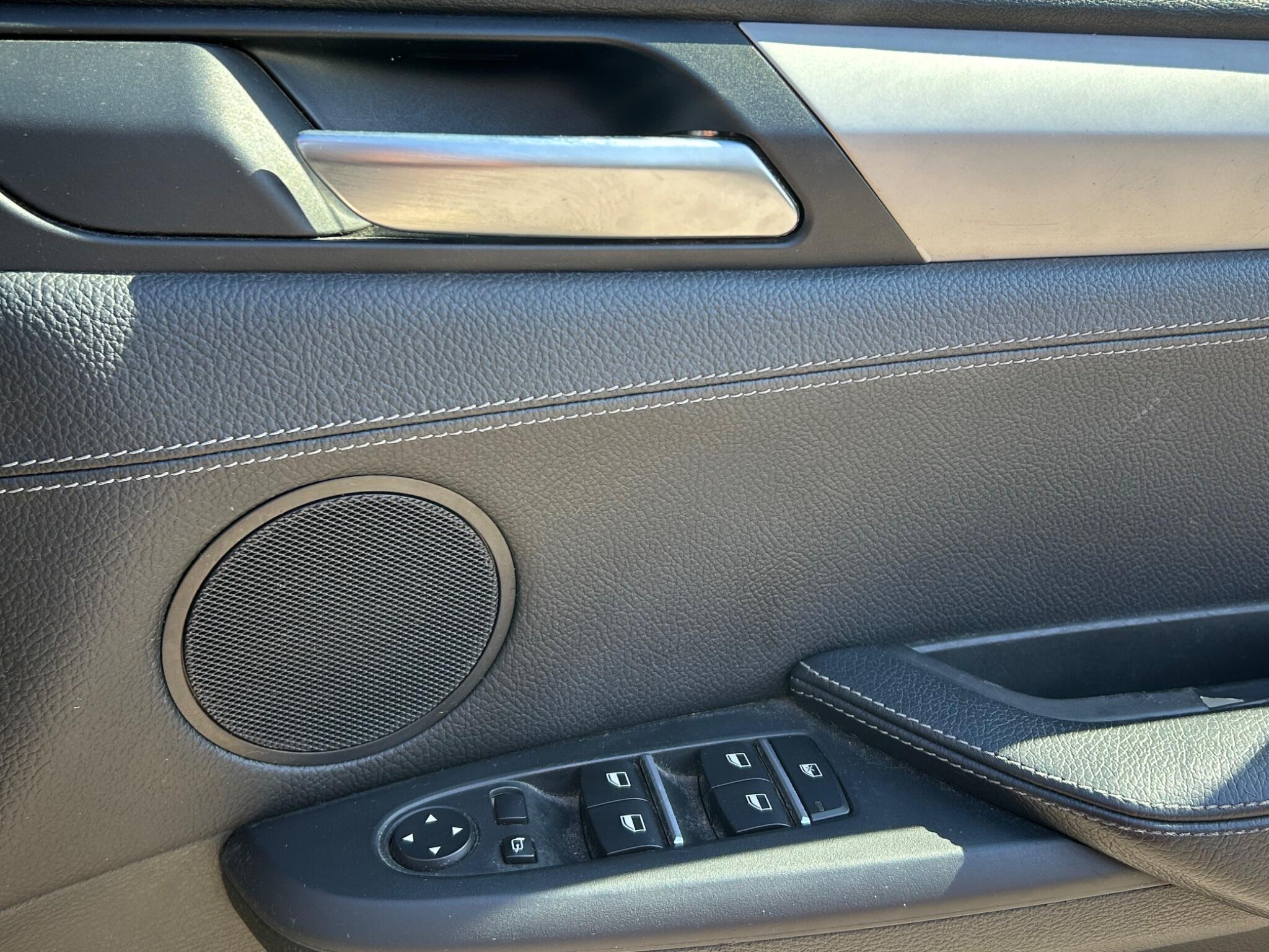 BMW X3 view 27