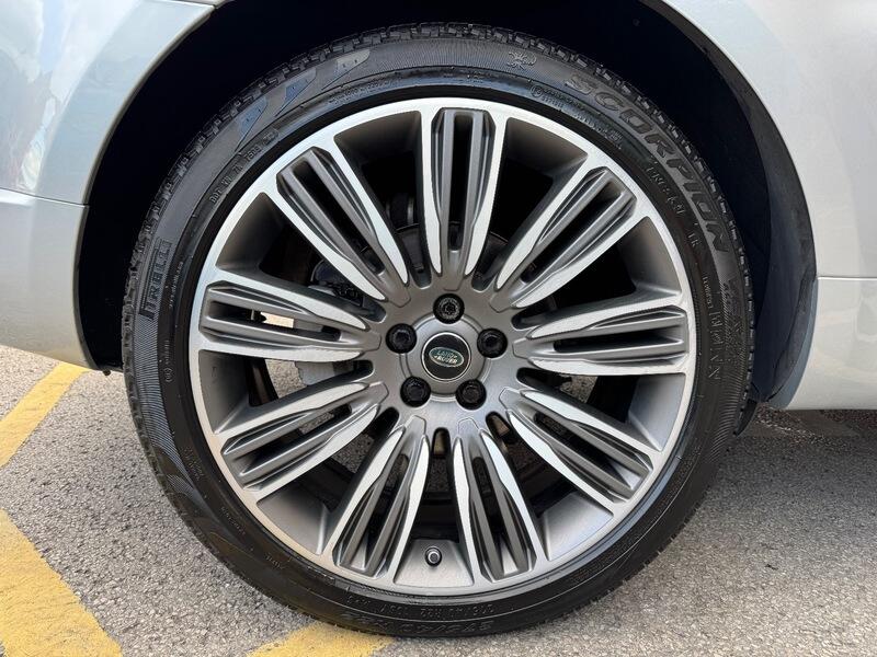 Land Rover Range Rover Sport view 12