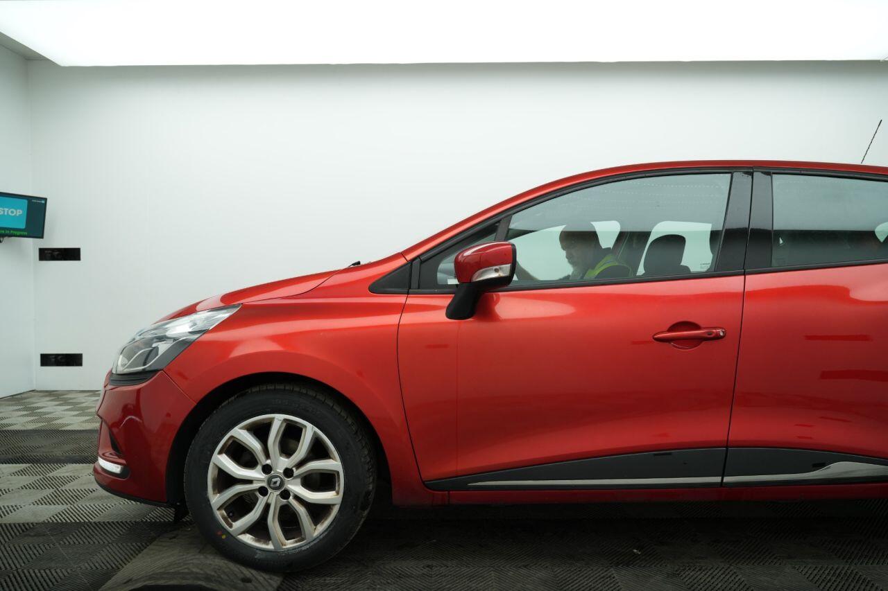 Renault Clio view 4