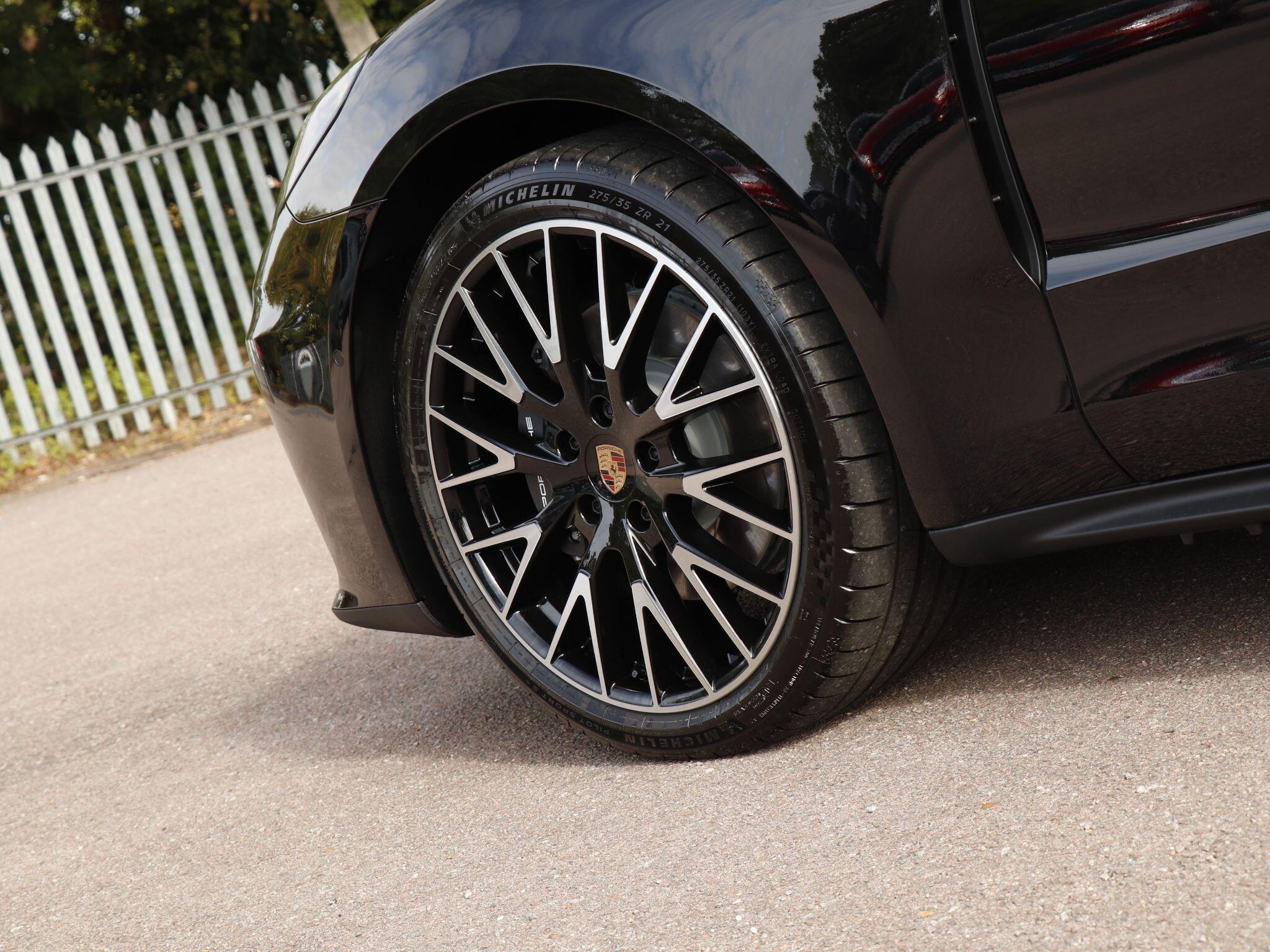 Porsche Panamera view 30