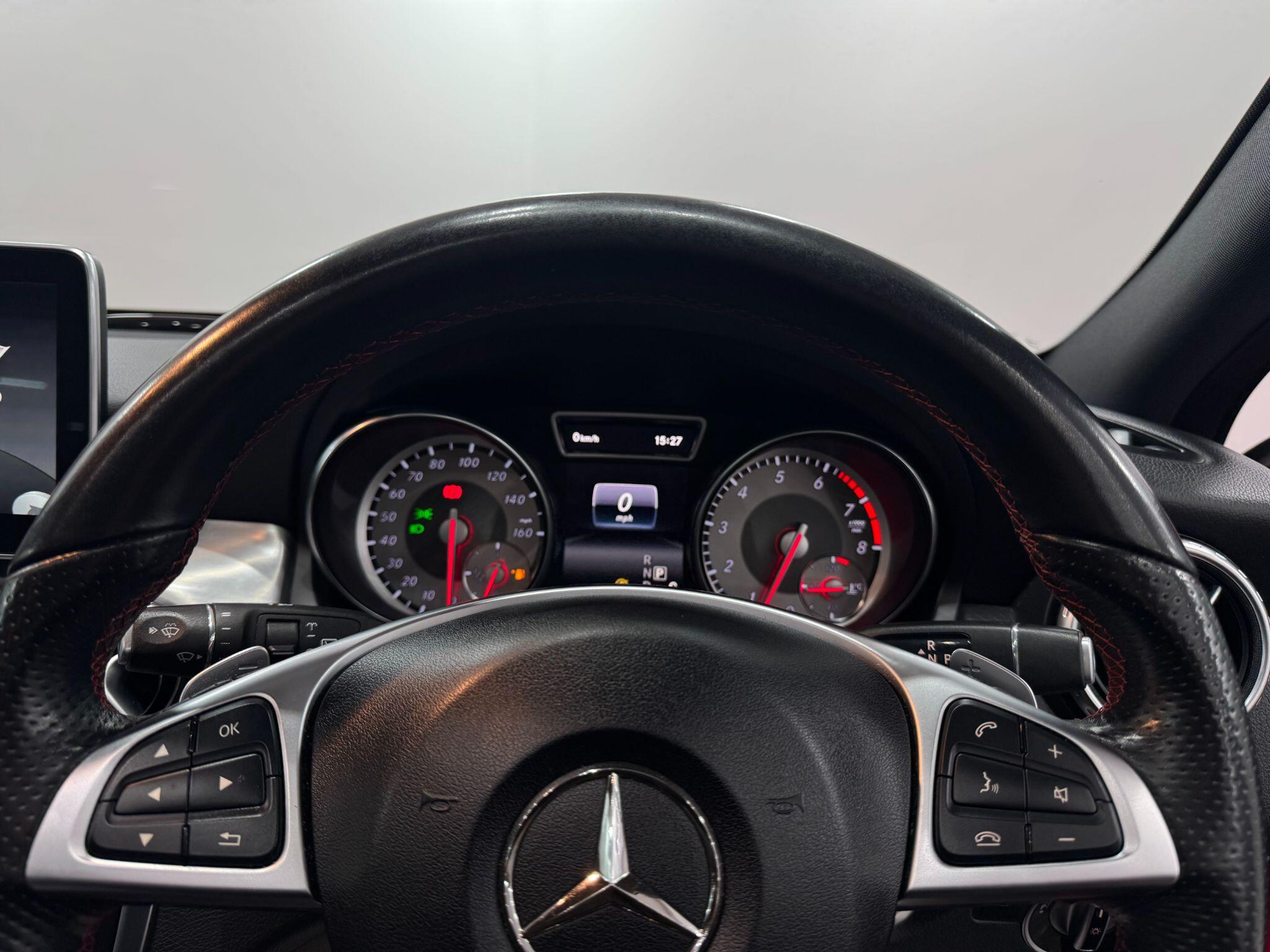 Mercedes-Benz GLA view 34