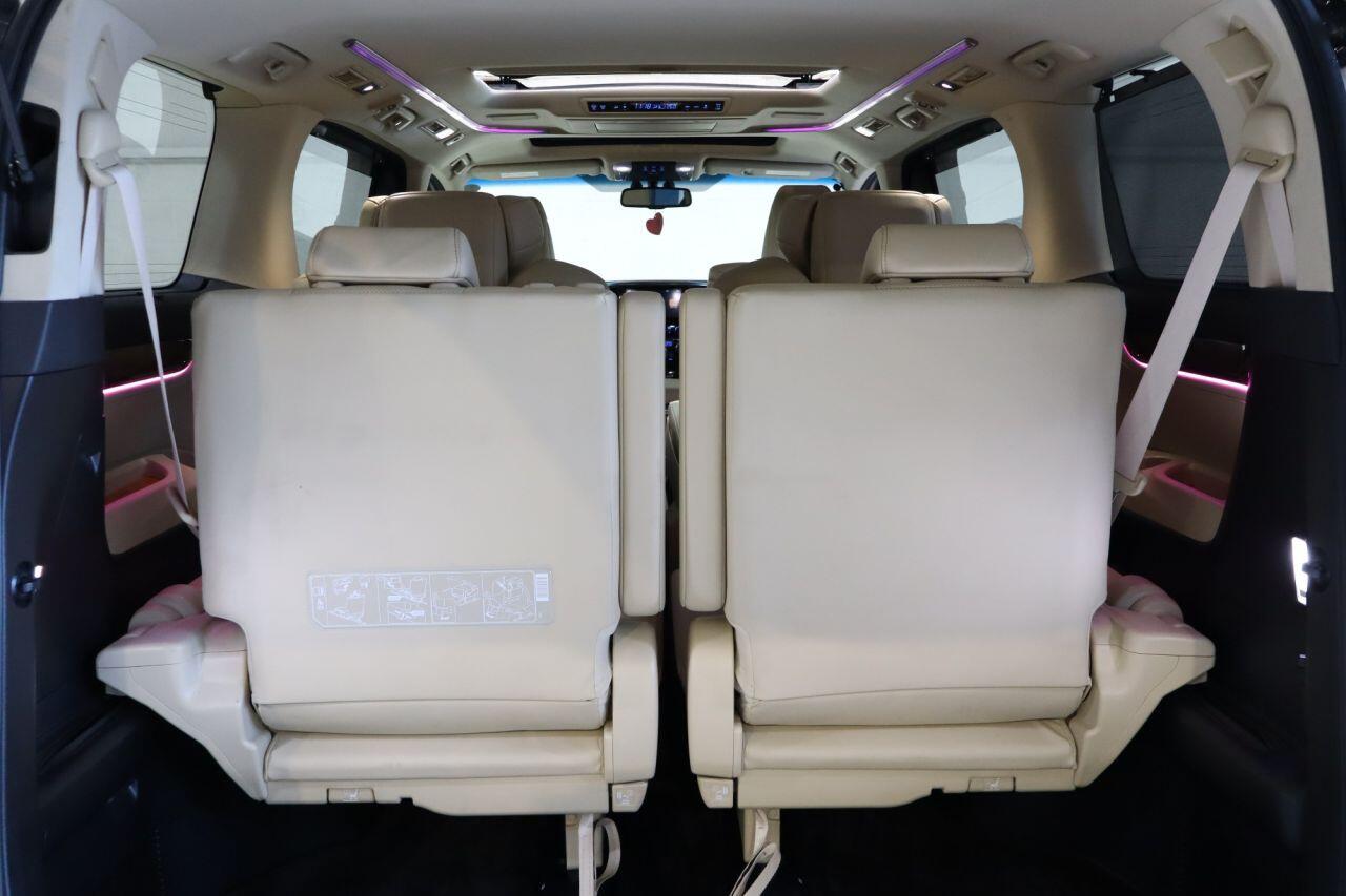 Toyota Alphard view 22