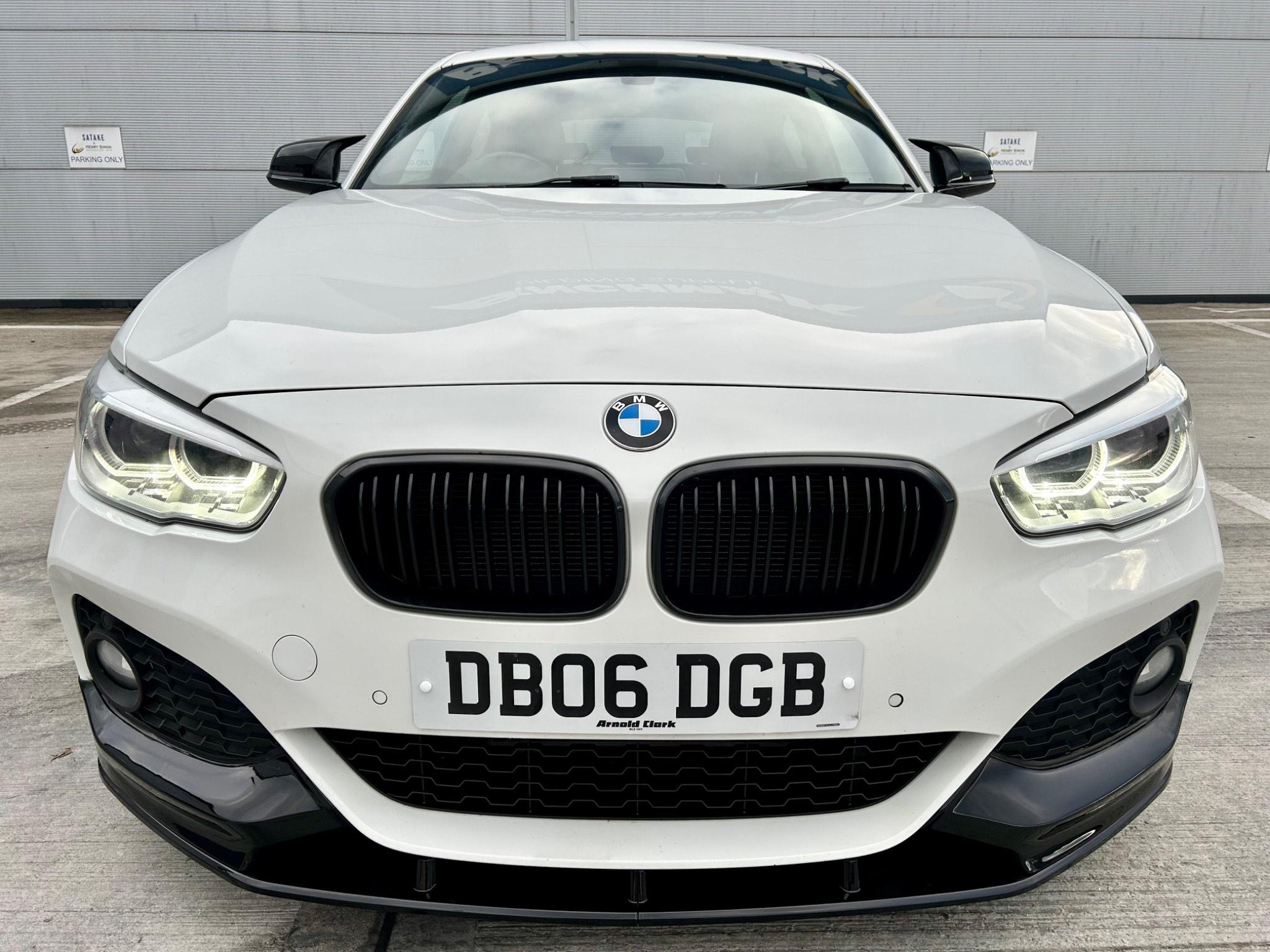 BMW 1 Series view 4
