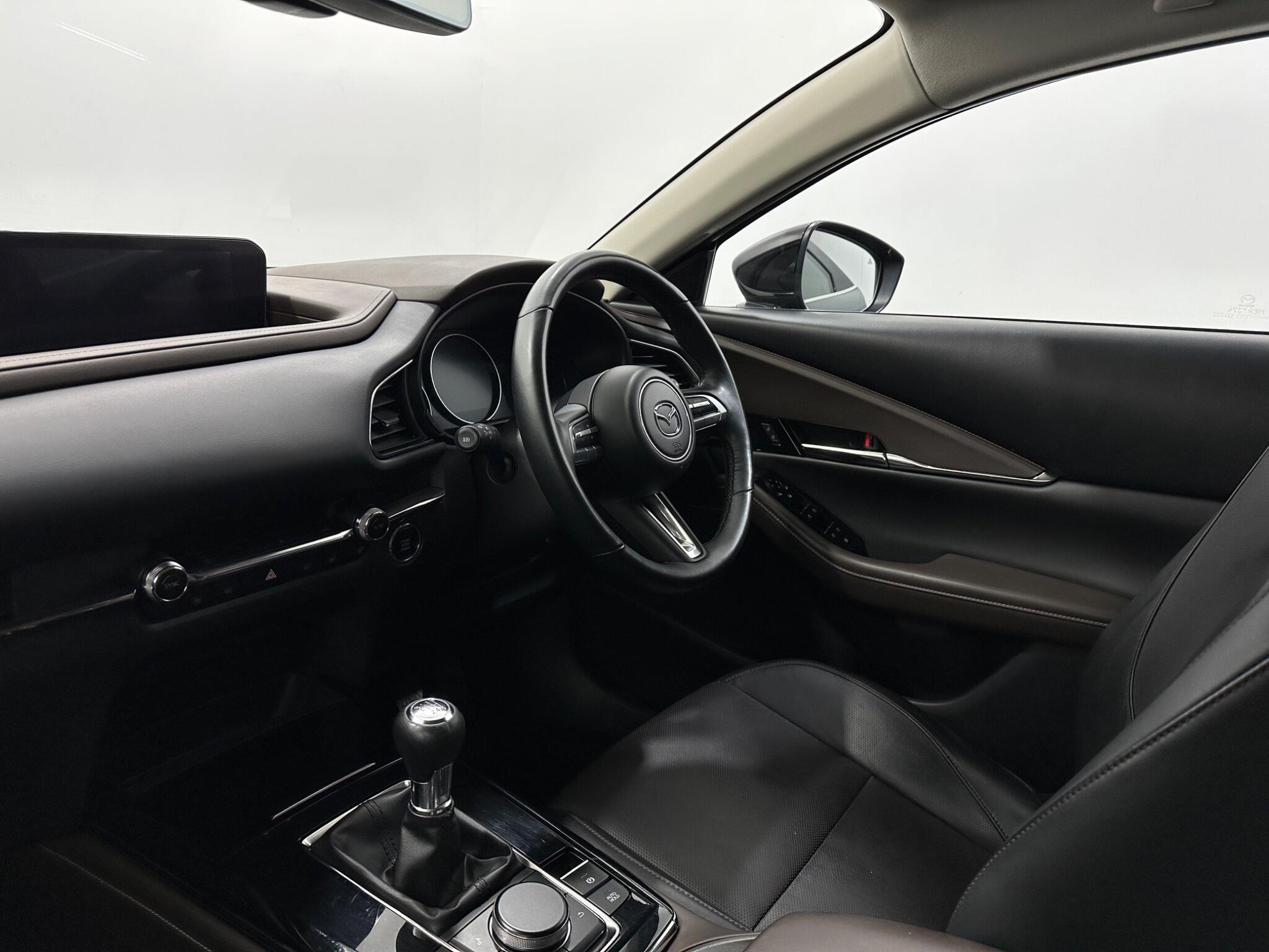 Mazda CX-30 view 32