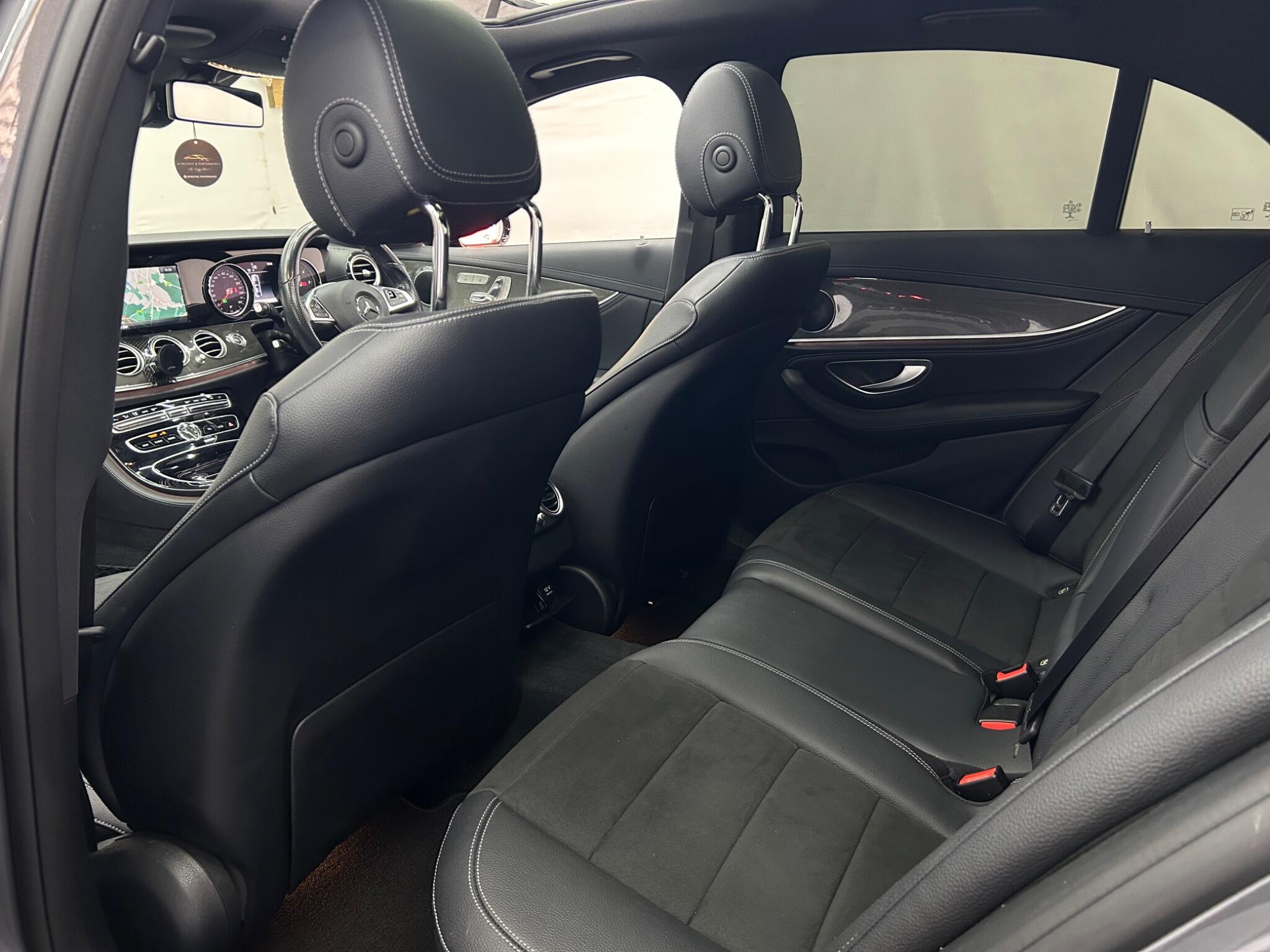 Mercedes-Benz E Class view 22