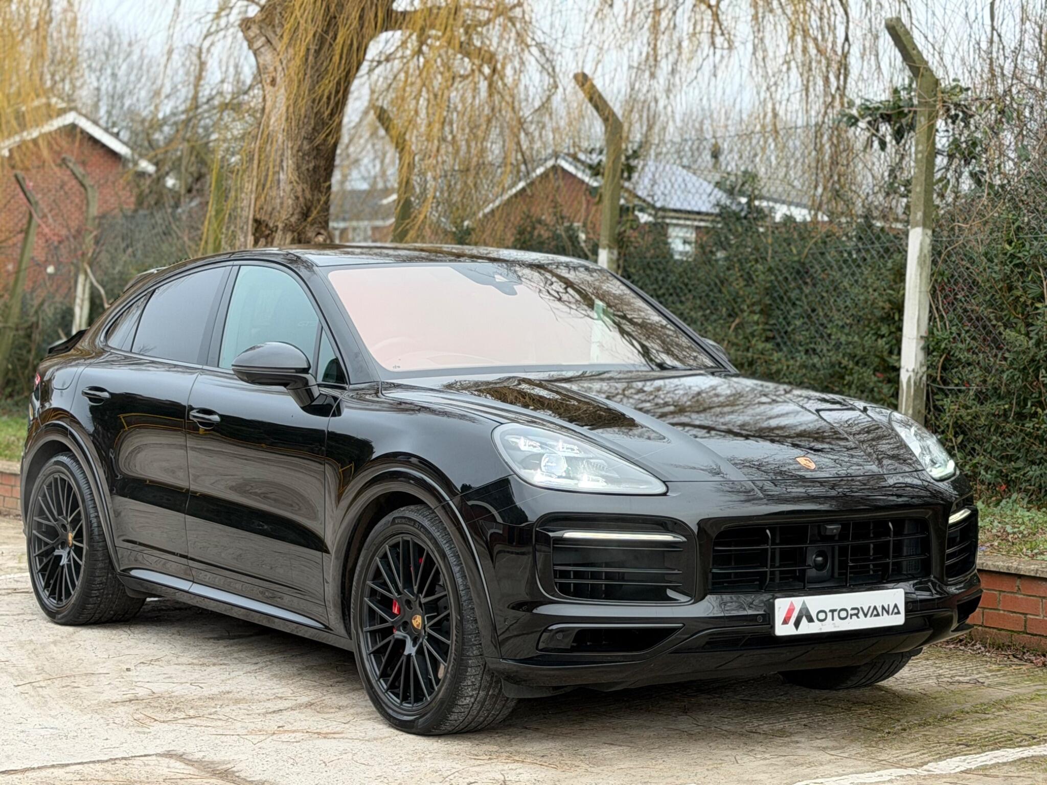 Porsche Cayenne view 7