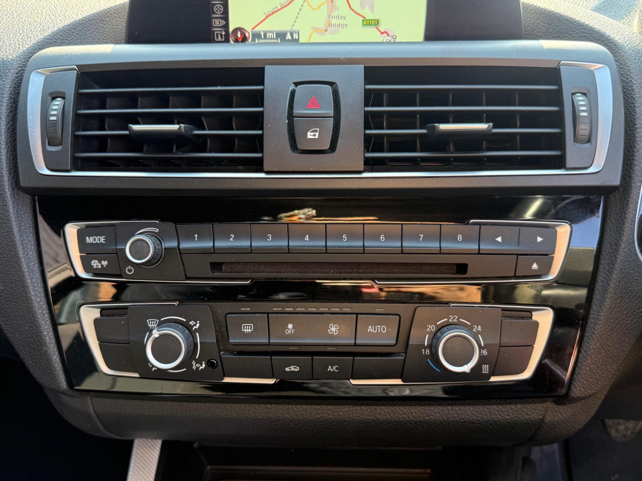 BMW 1 Series view 20