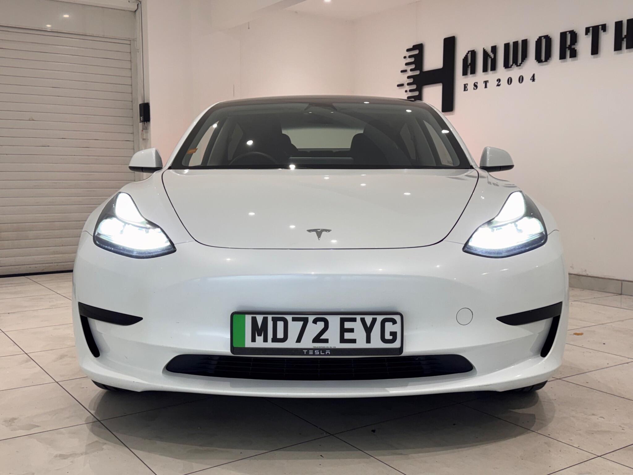 Tesla Model 3 view 6