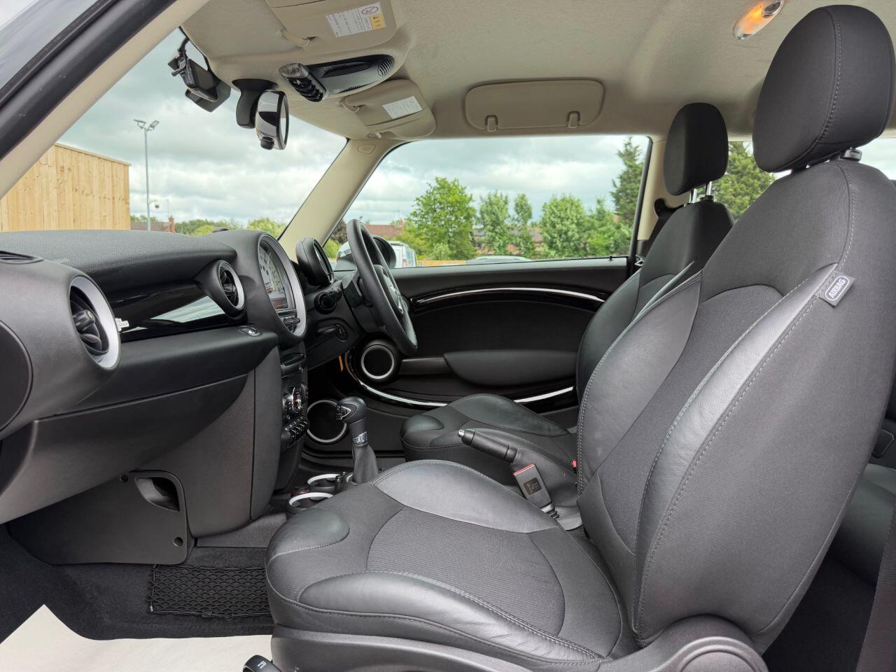 Mini Hatch view 12