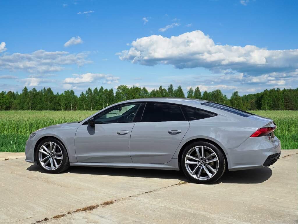 Audi S7