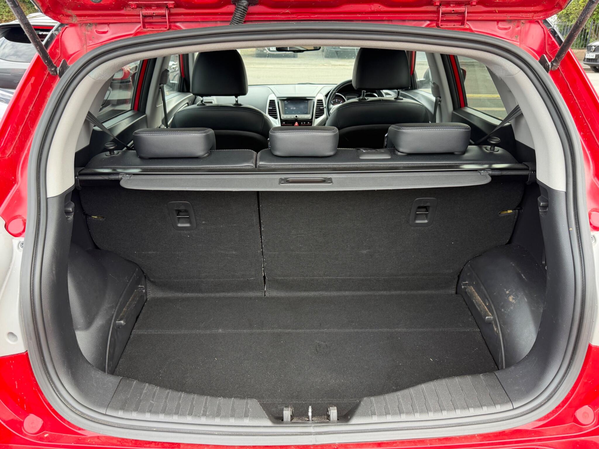 KGM Tivoli view 49