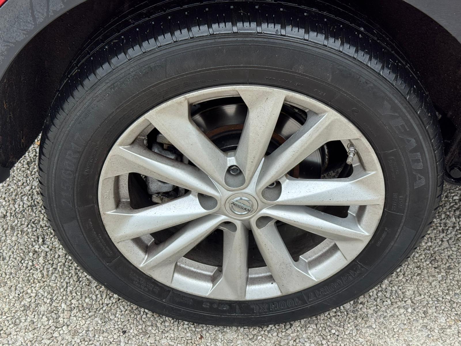 2015 Nissan Qashqai image 29