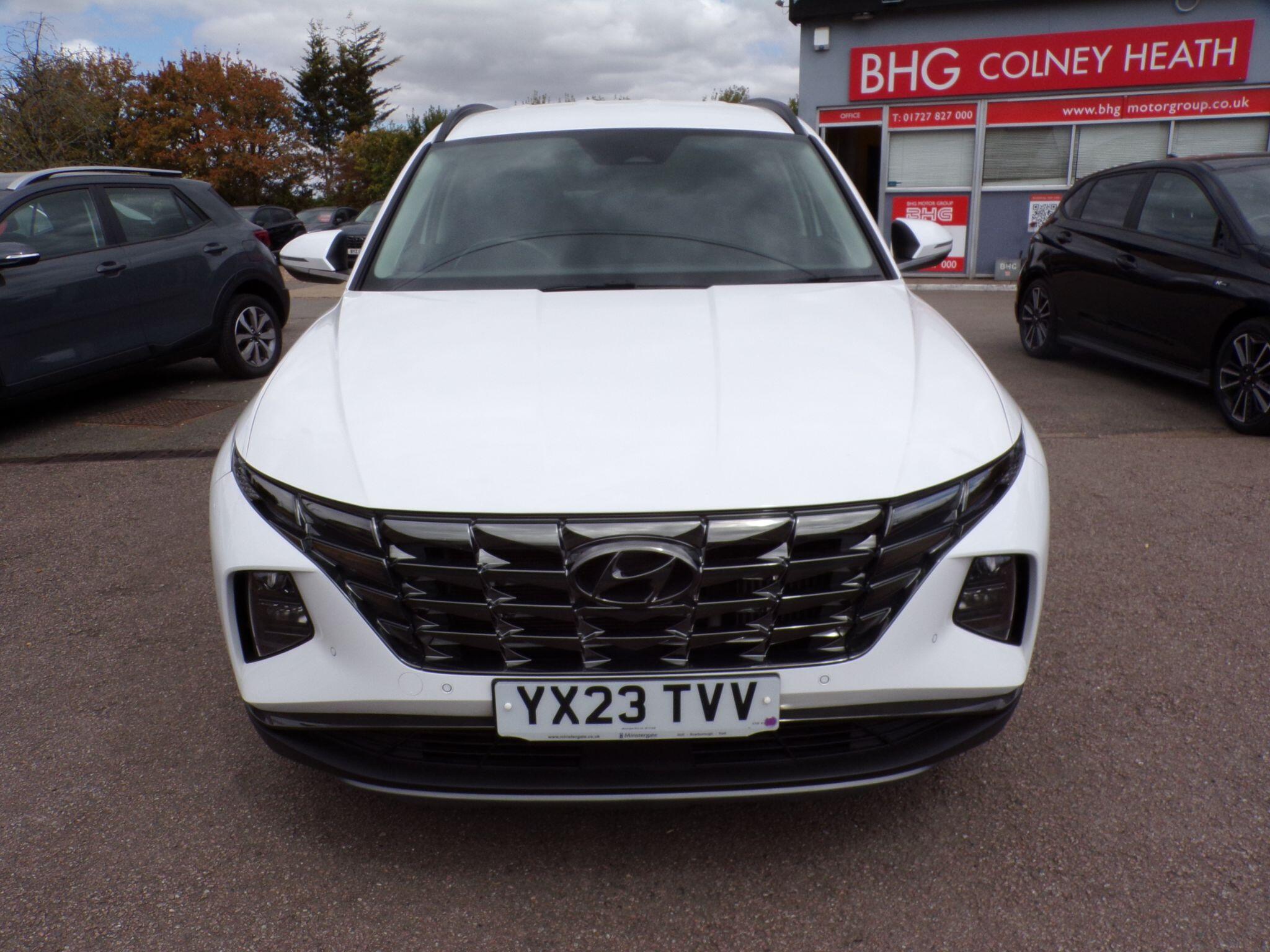 Hyundai Tucson view 3