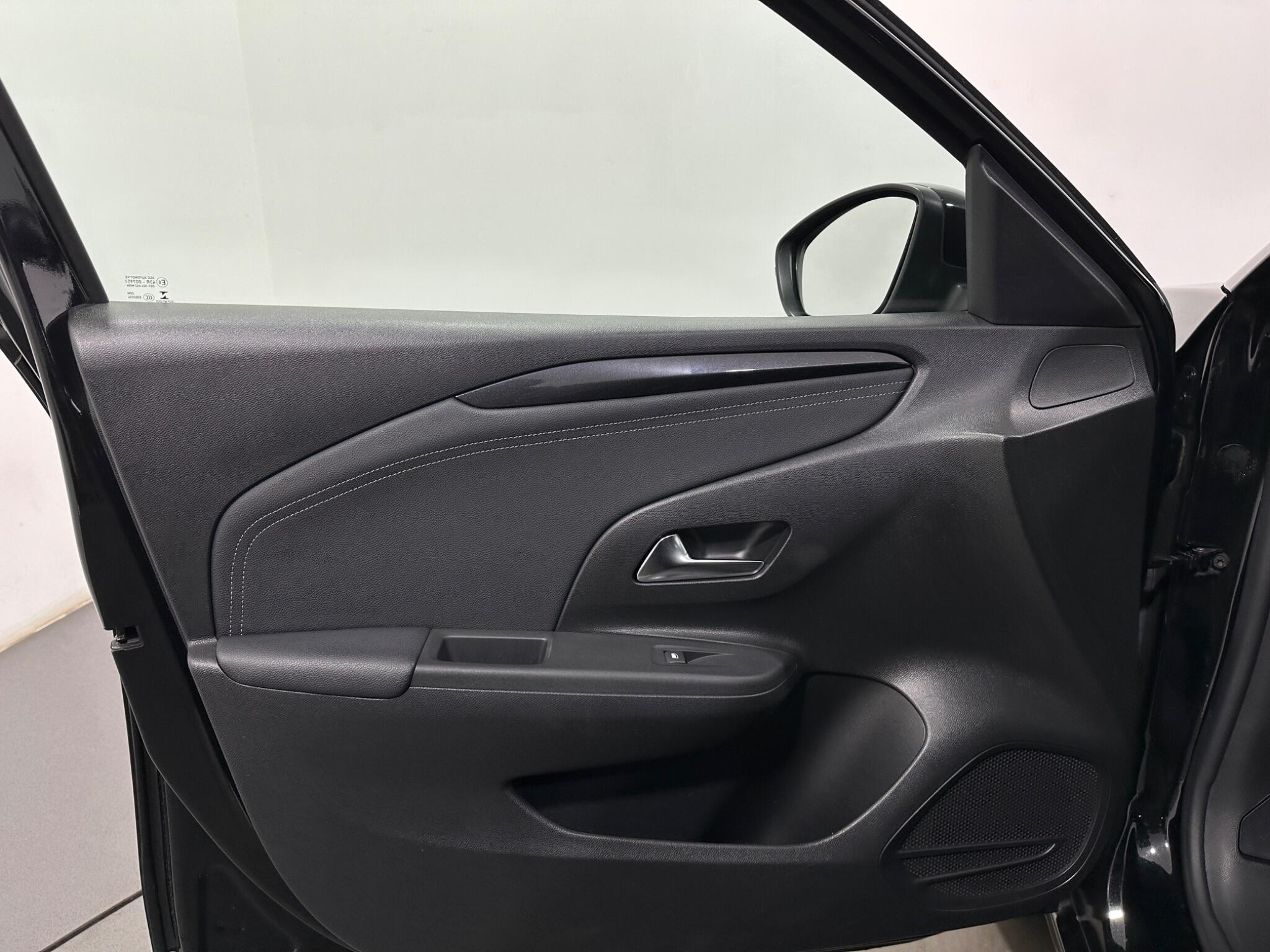 Vauxhall Corsa view 36