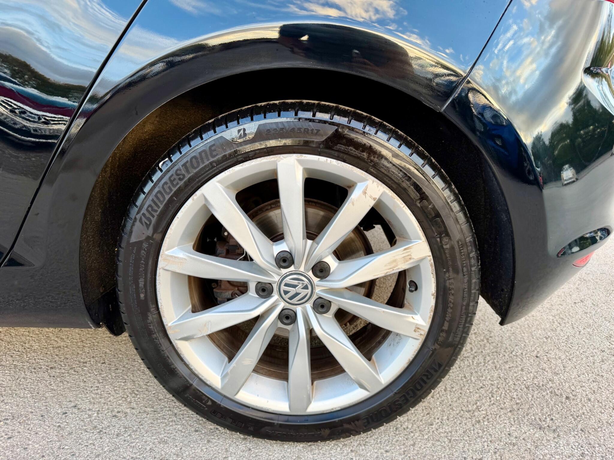 Volkswagen Golf view 40