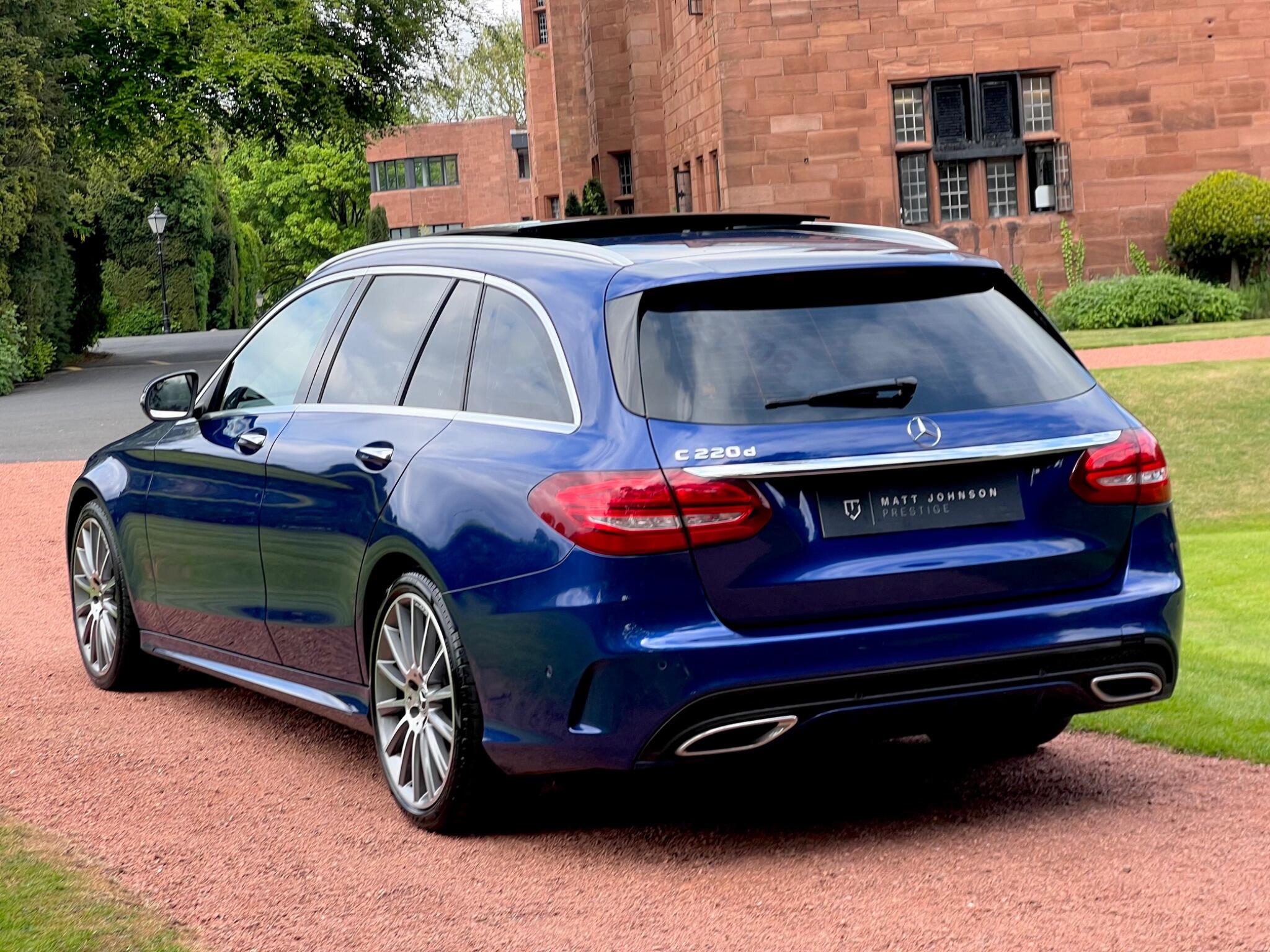 Mercedes-Benz C-Class view 13