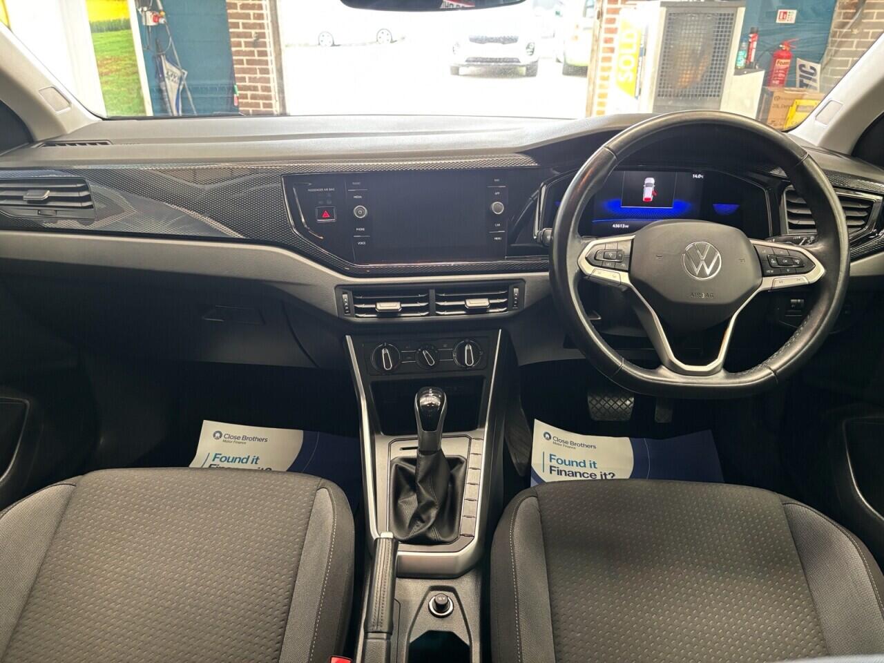 Volkswagen Polo view 16