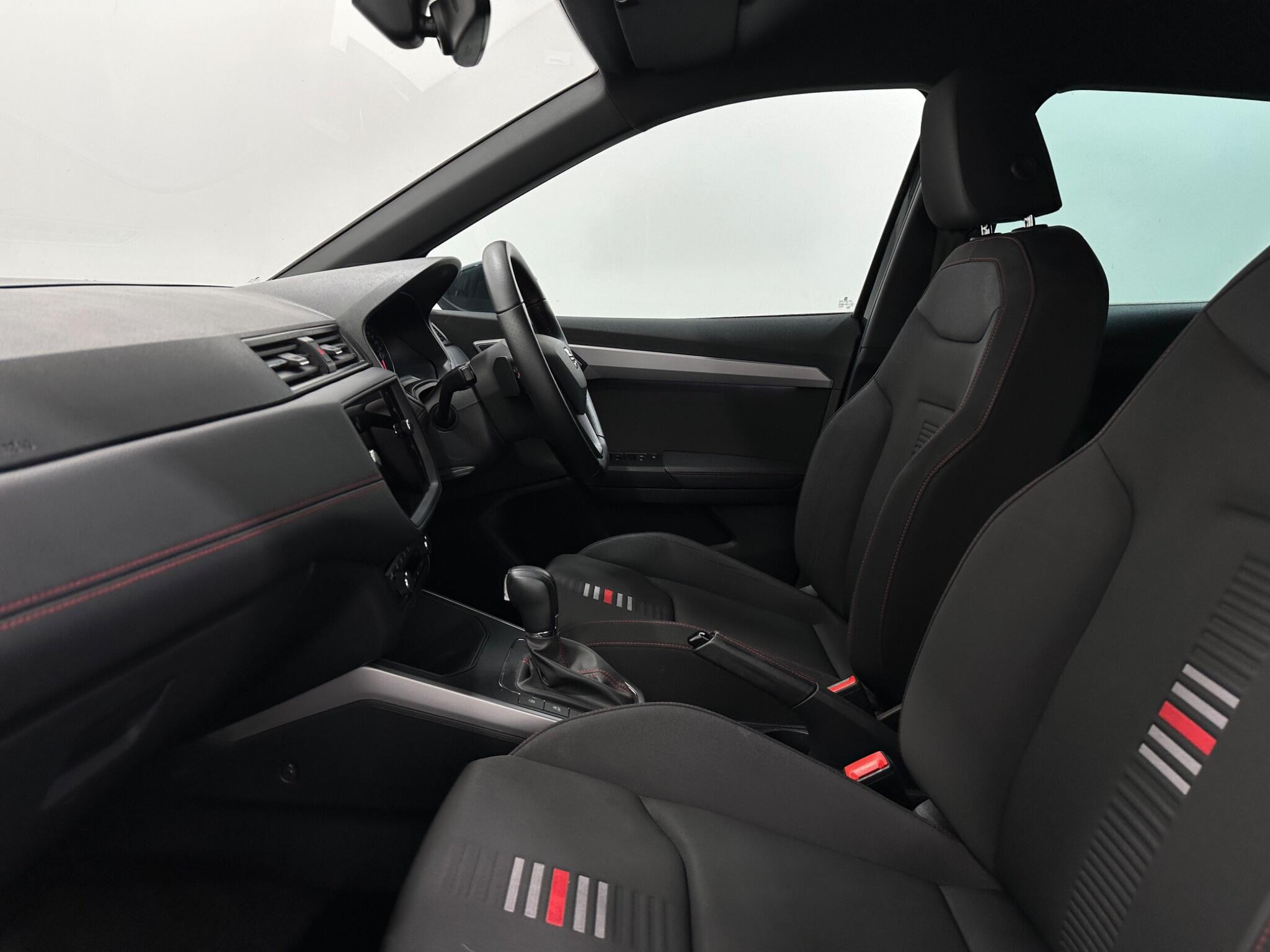 Seat Arona view 33