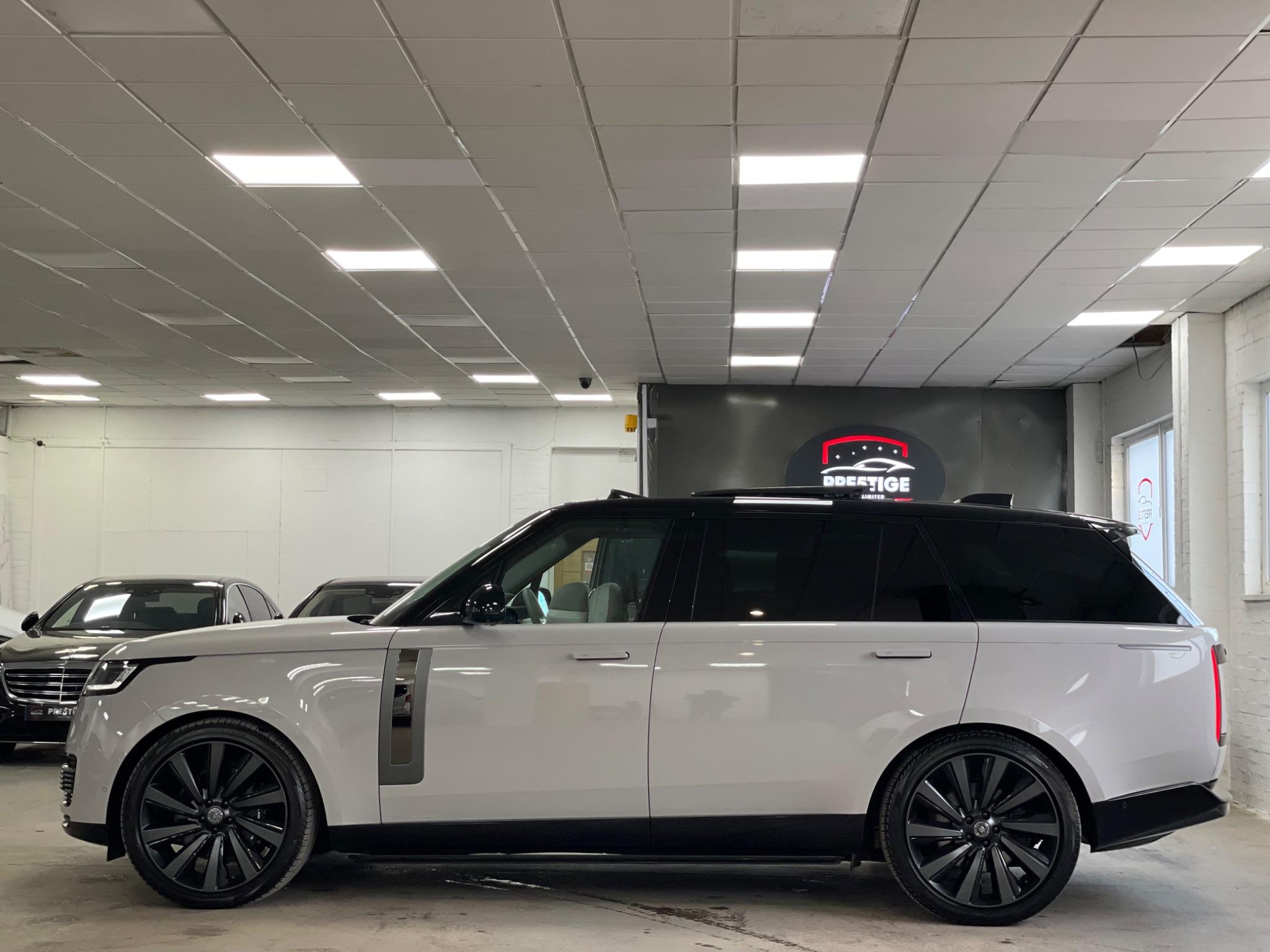 Land Rover Range Rover view 50