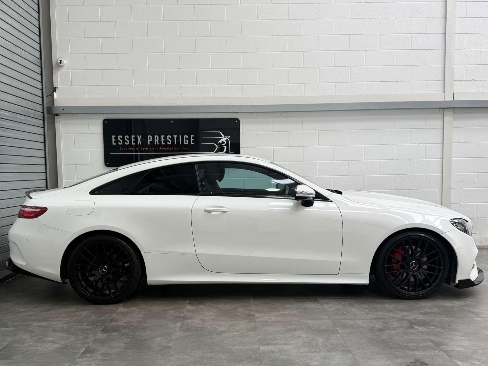 Mercedes-Benz E-Class view 4