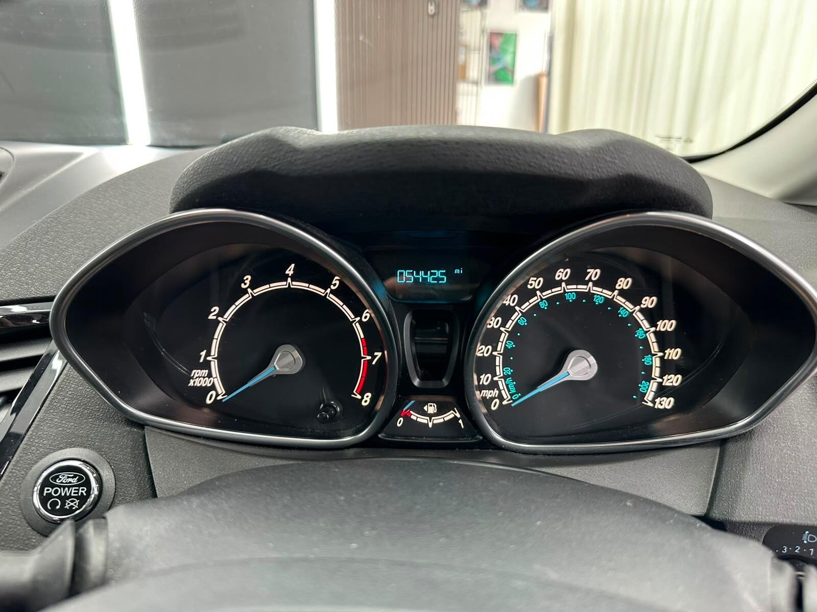 Ford Fiesta view 45