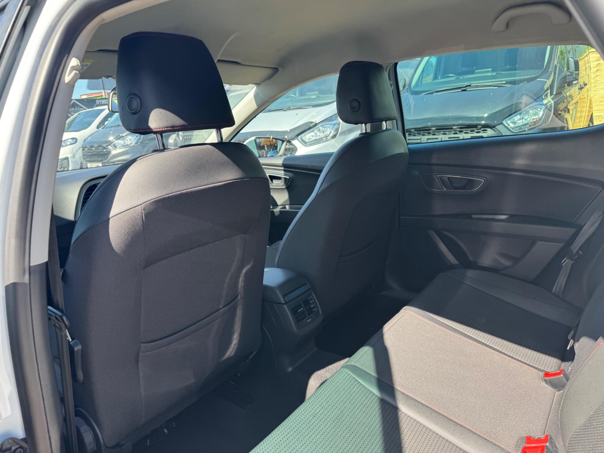 Seat Leon Leon view 16