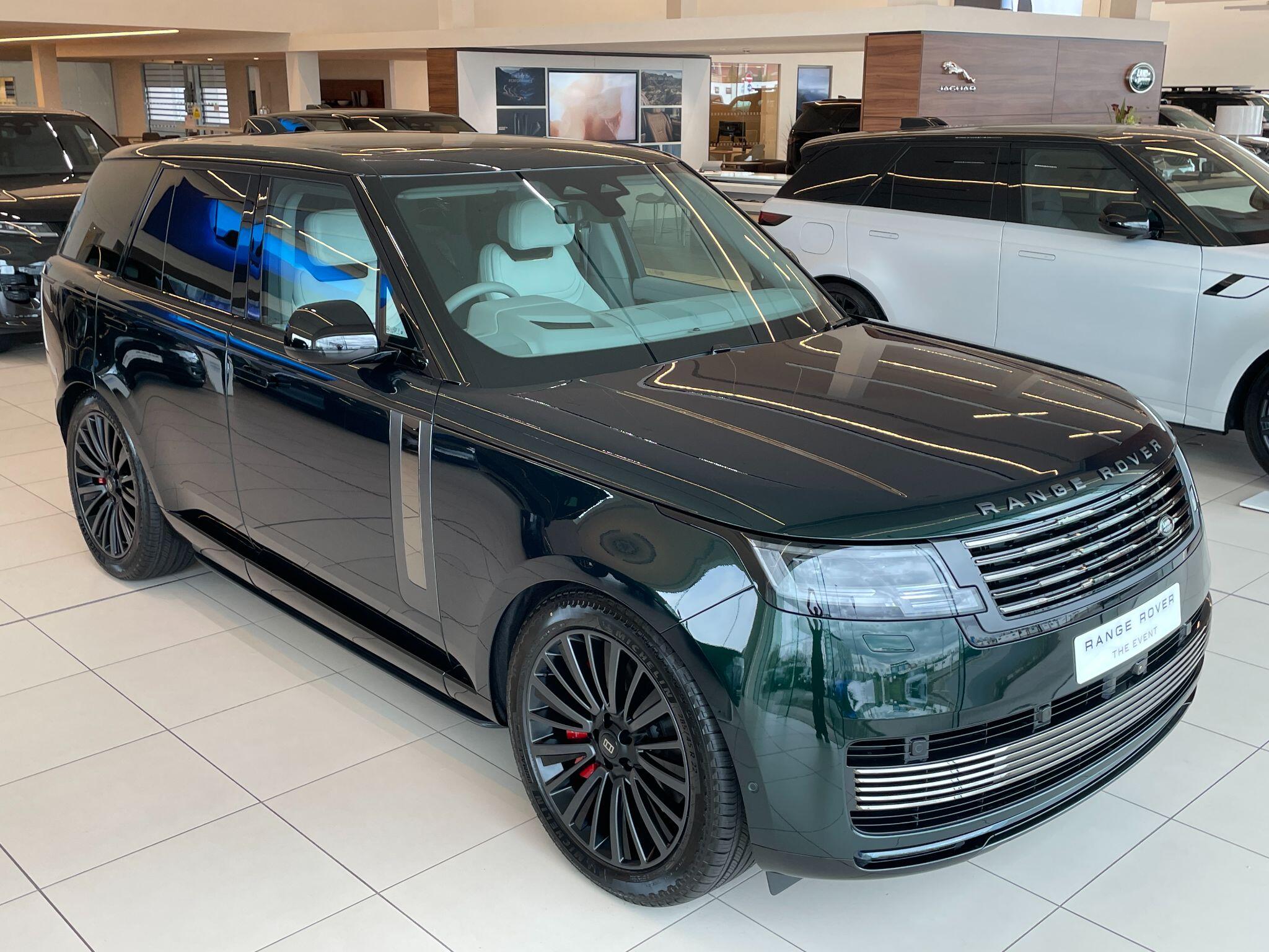 Land Rover Range Rover view 5
