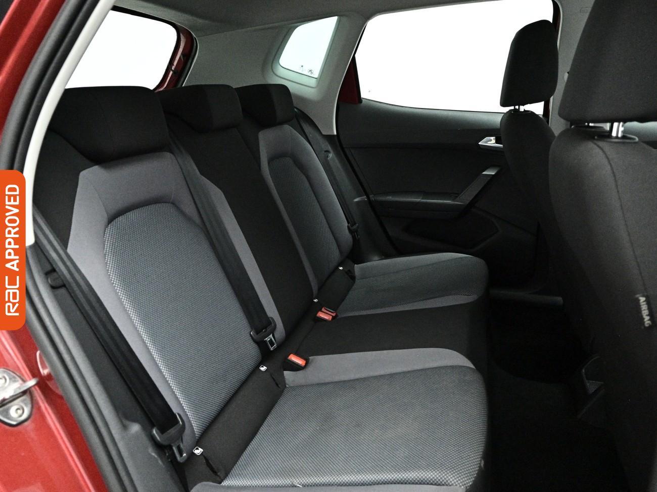 SEAT Arona view 13