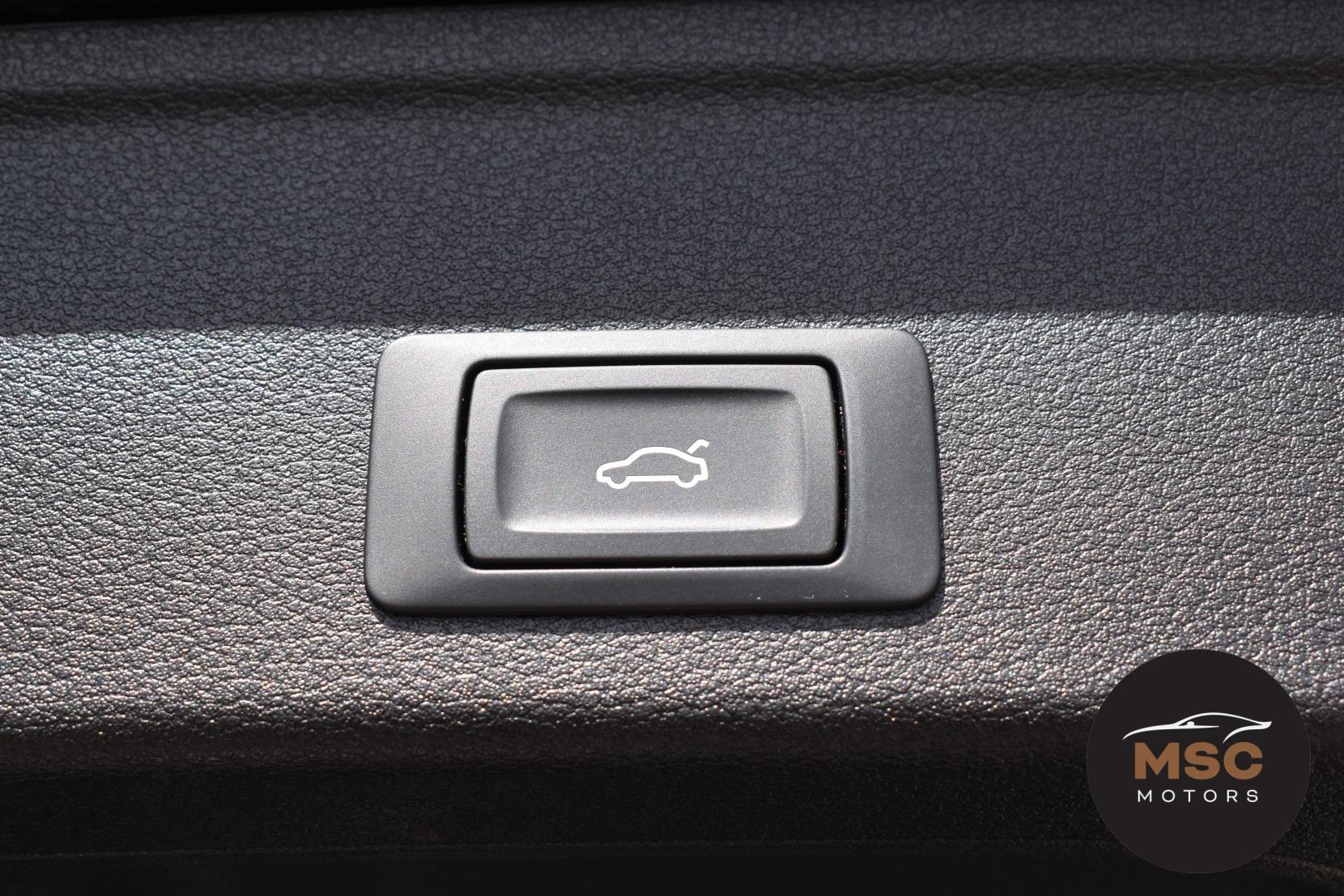 Audi A4 Avant view 61