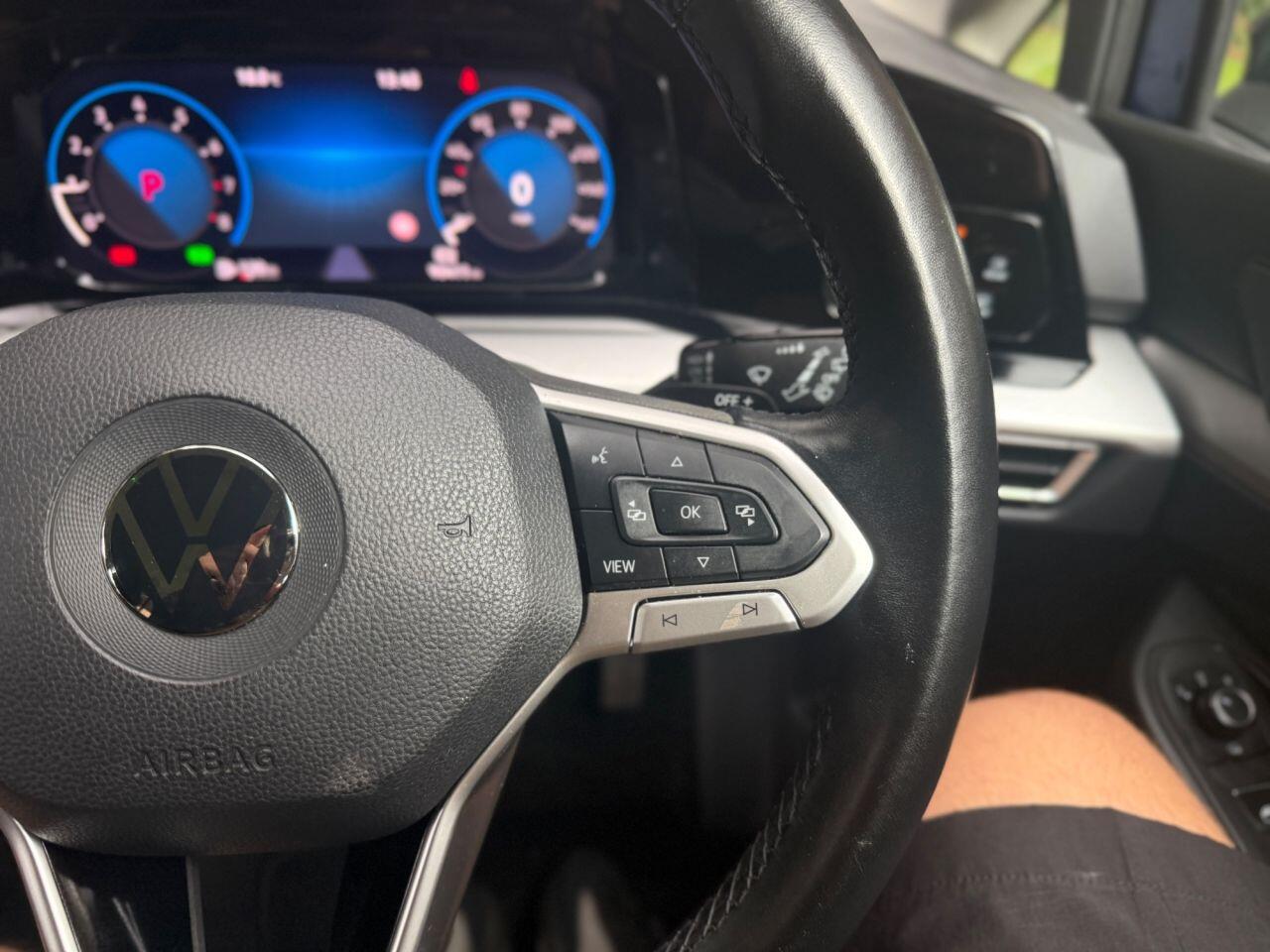 Volkswagen Golf view 15