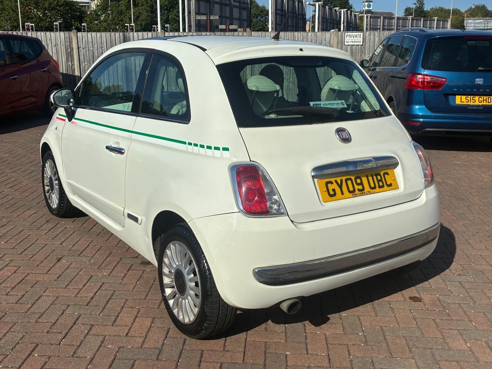 Fiat 500 view 11