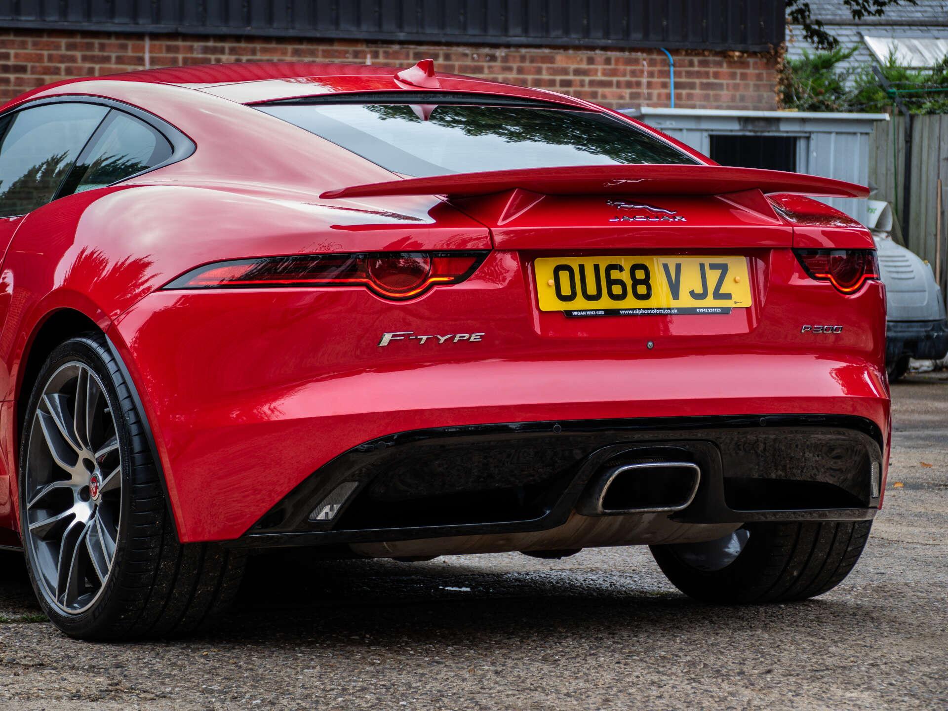 Jaguar F-Type view 13