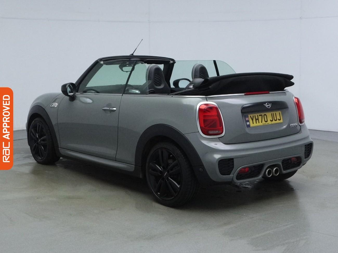 Mini Convertible view 4