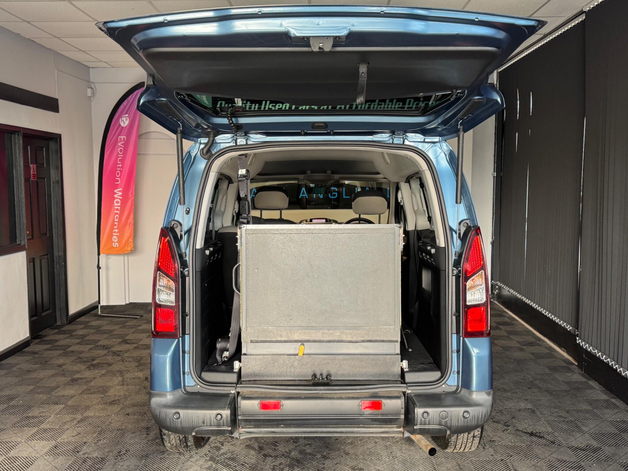 2014 Citroen Berlingo 1.6 e-HDi Airdream XTR Multispace MPV ETG6 Euro 5 (s/s) 5dr • 41,000 miles image 20