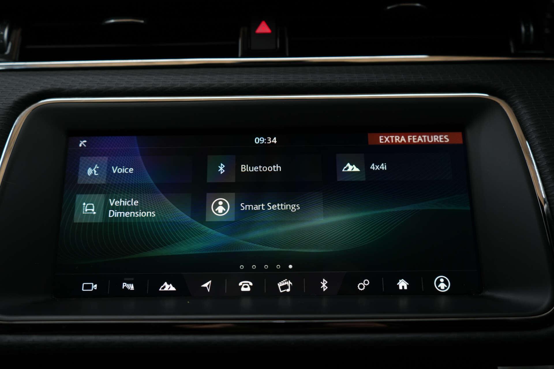 Land Rover Range Rover Evoque view 31