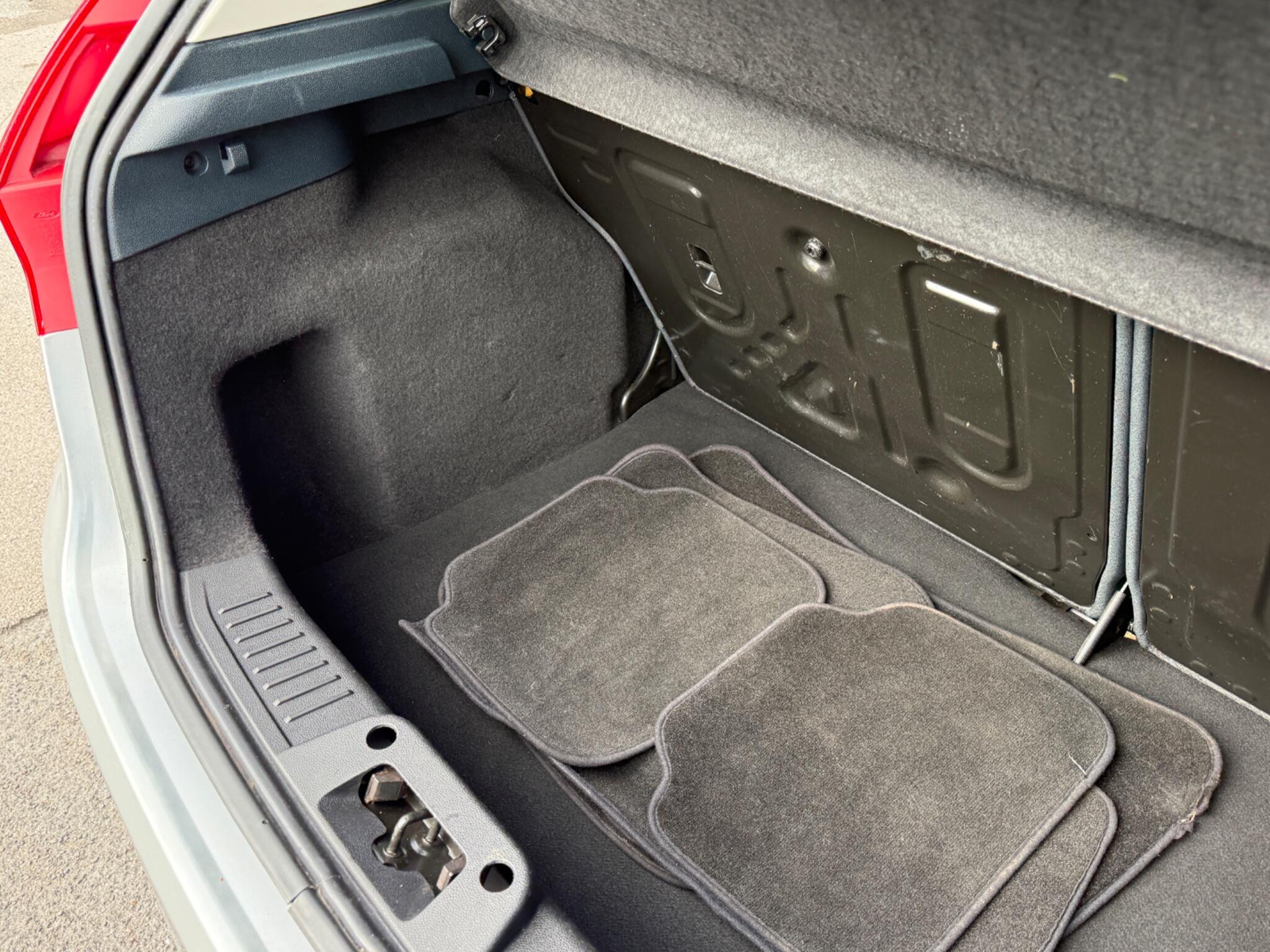 Ford Fiesta - Image 39