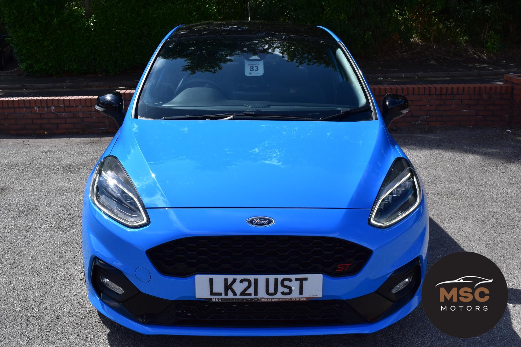 Ford Fiesta view 3