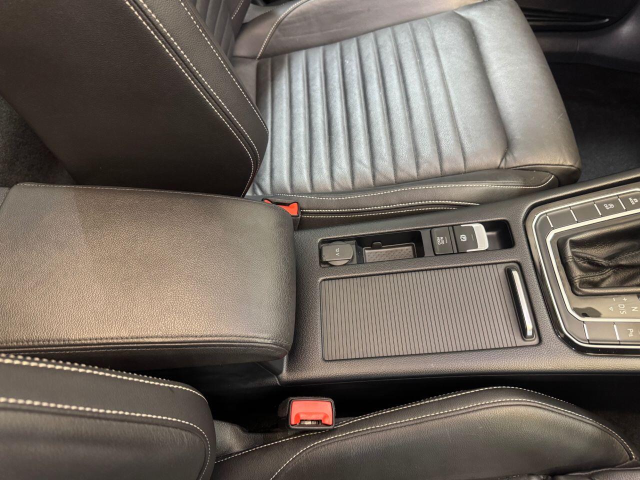 Volkswagen Passat view 61
