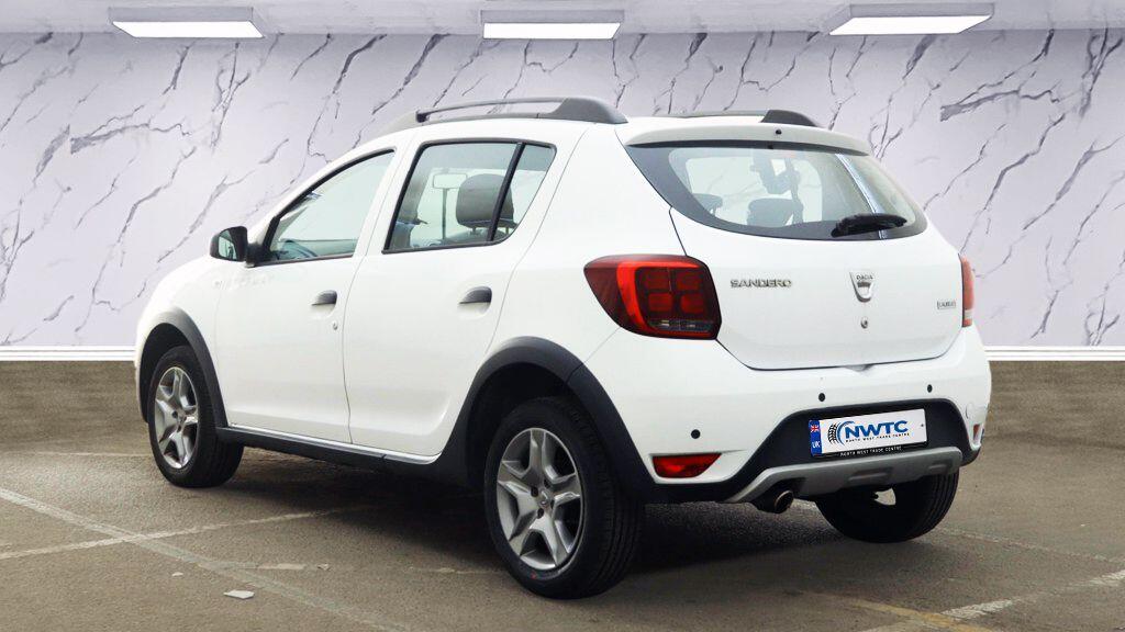 Dacia Sandero view 6