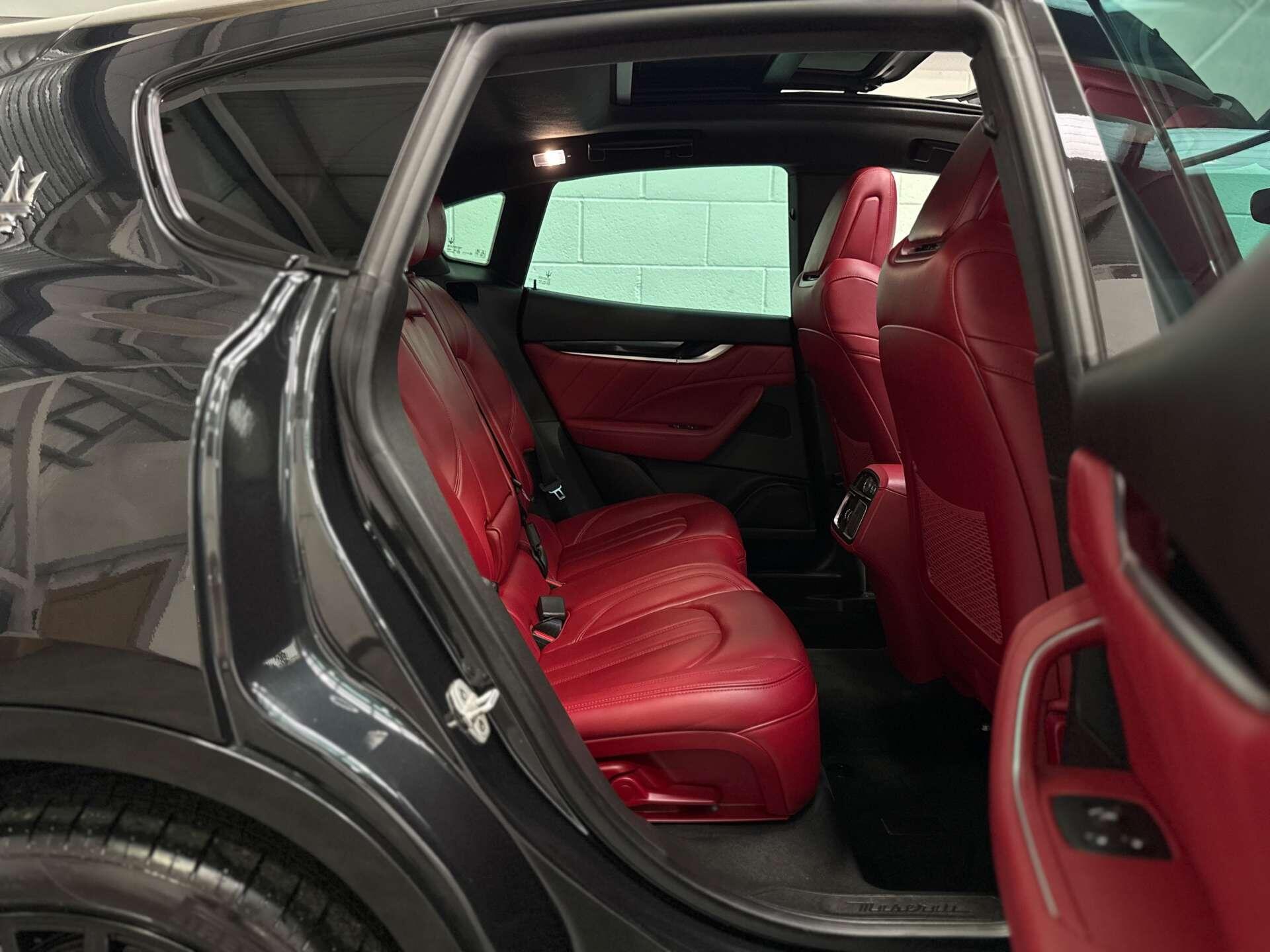 Maserati Levante view 18
