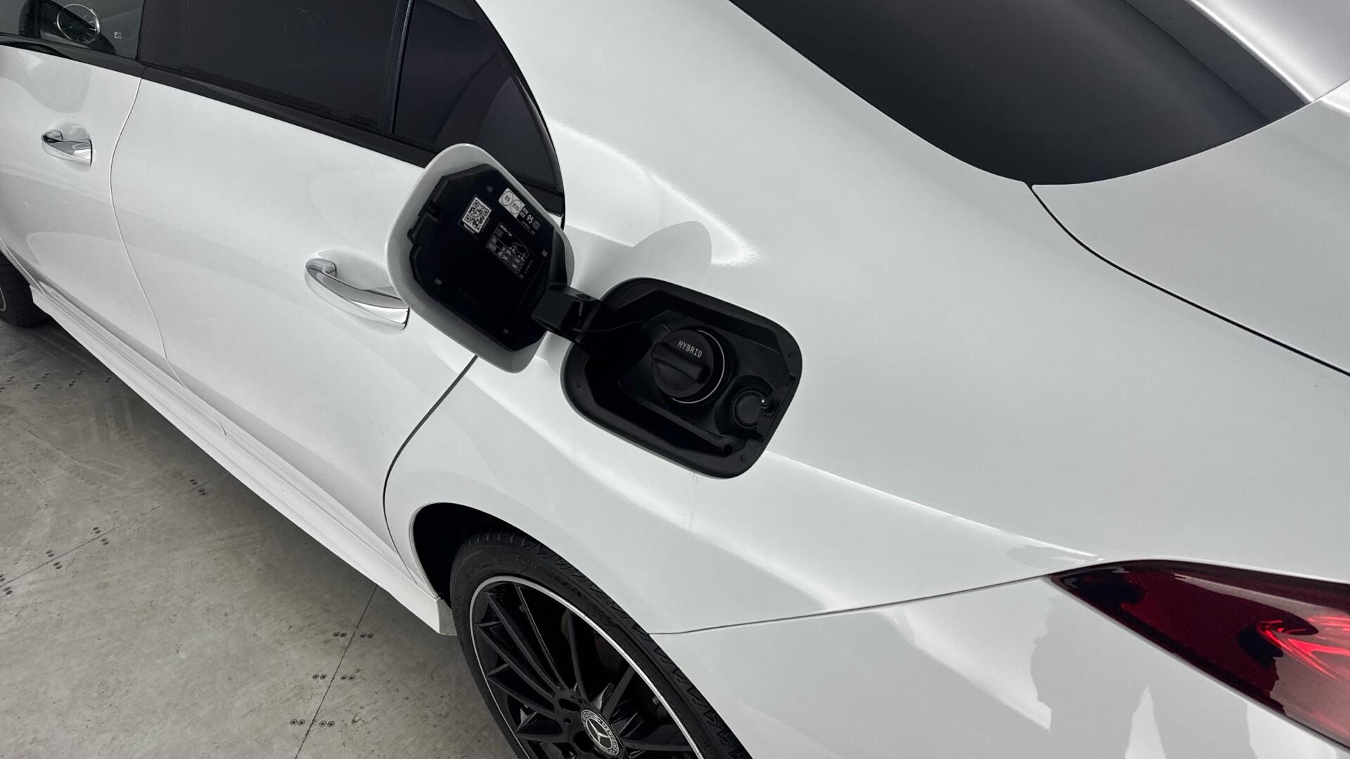 Mercedes-Benz CLA view 27
