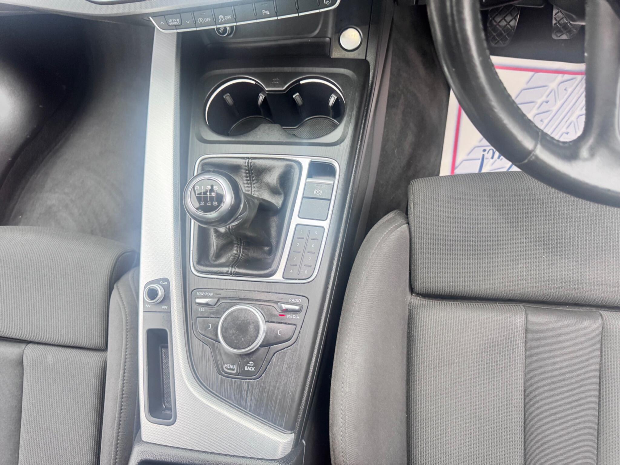 Audi A4 view 11