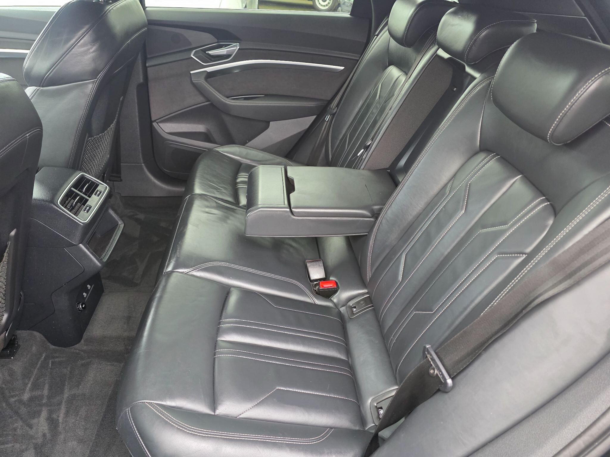 Audi E-Tron view 17